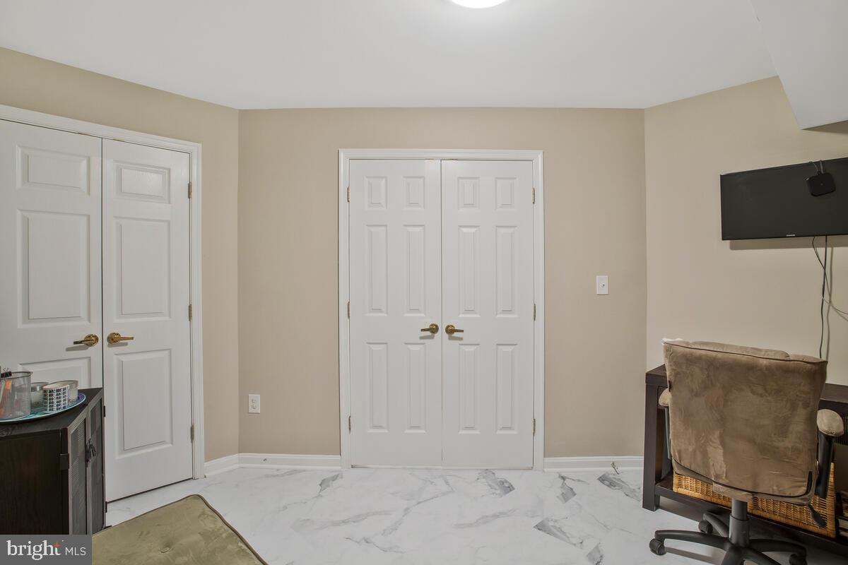 WOODMORE SOUTH - Residential