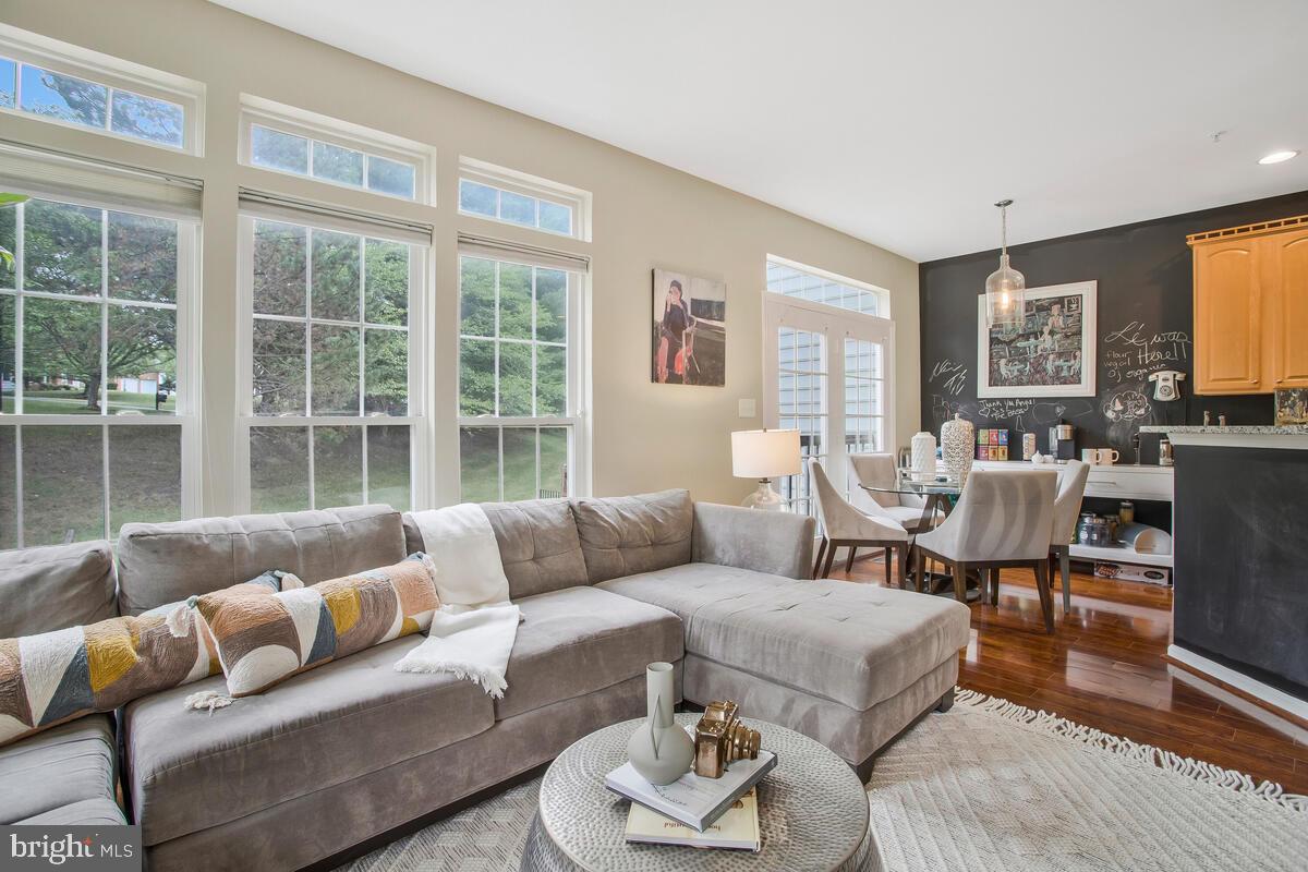 WOODMORE SOUTH - Residential