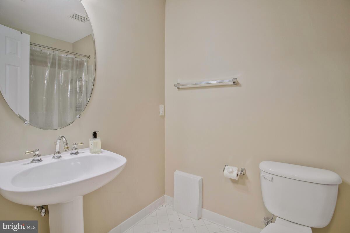 WOODMORE SOUTH - Residential