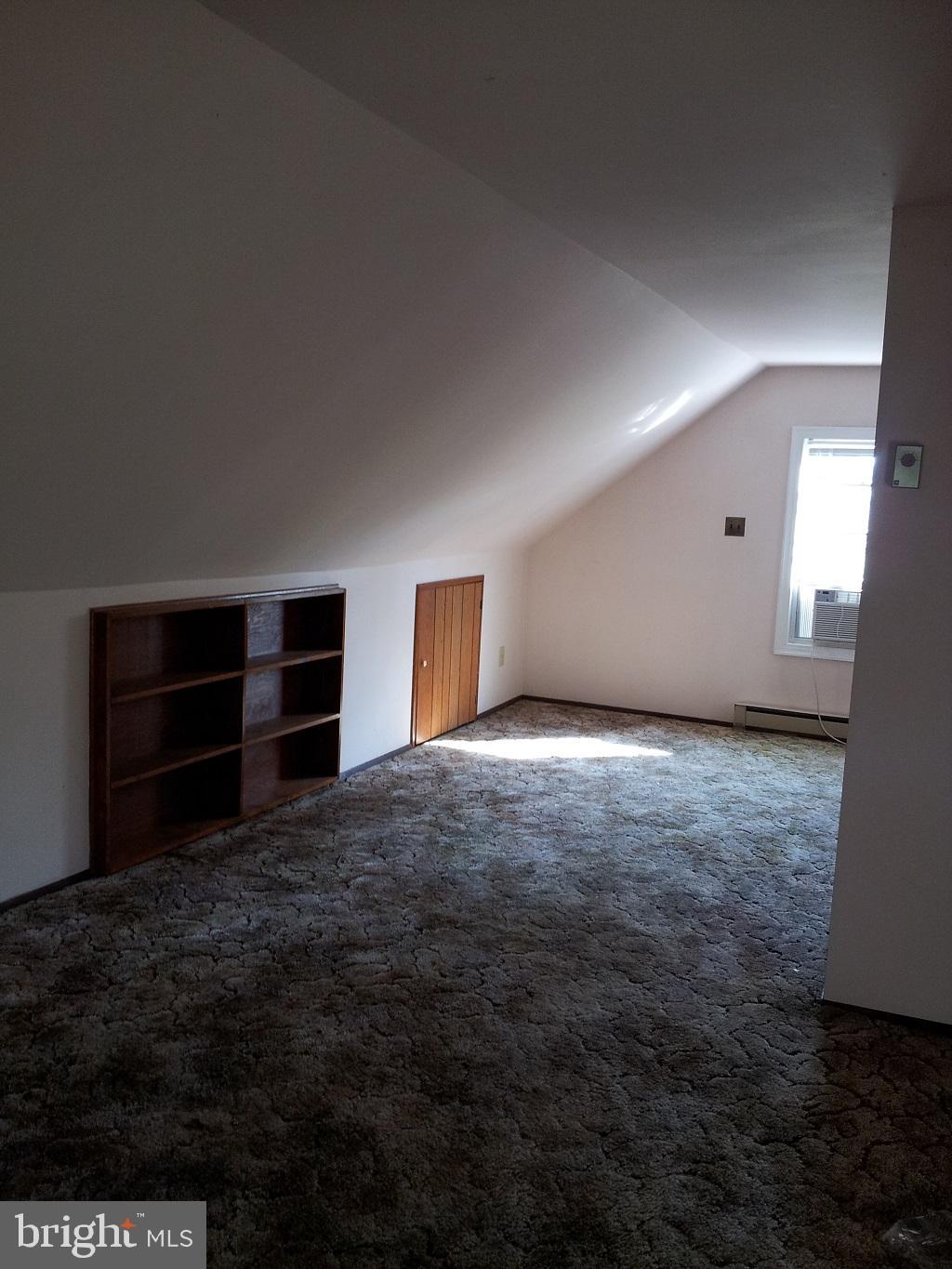 EASTPINES - Residential Lease