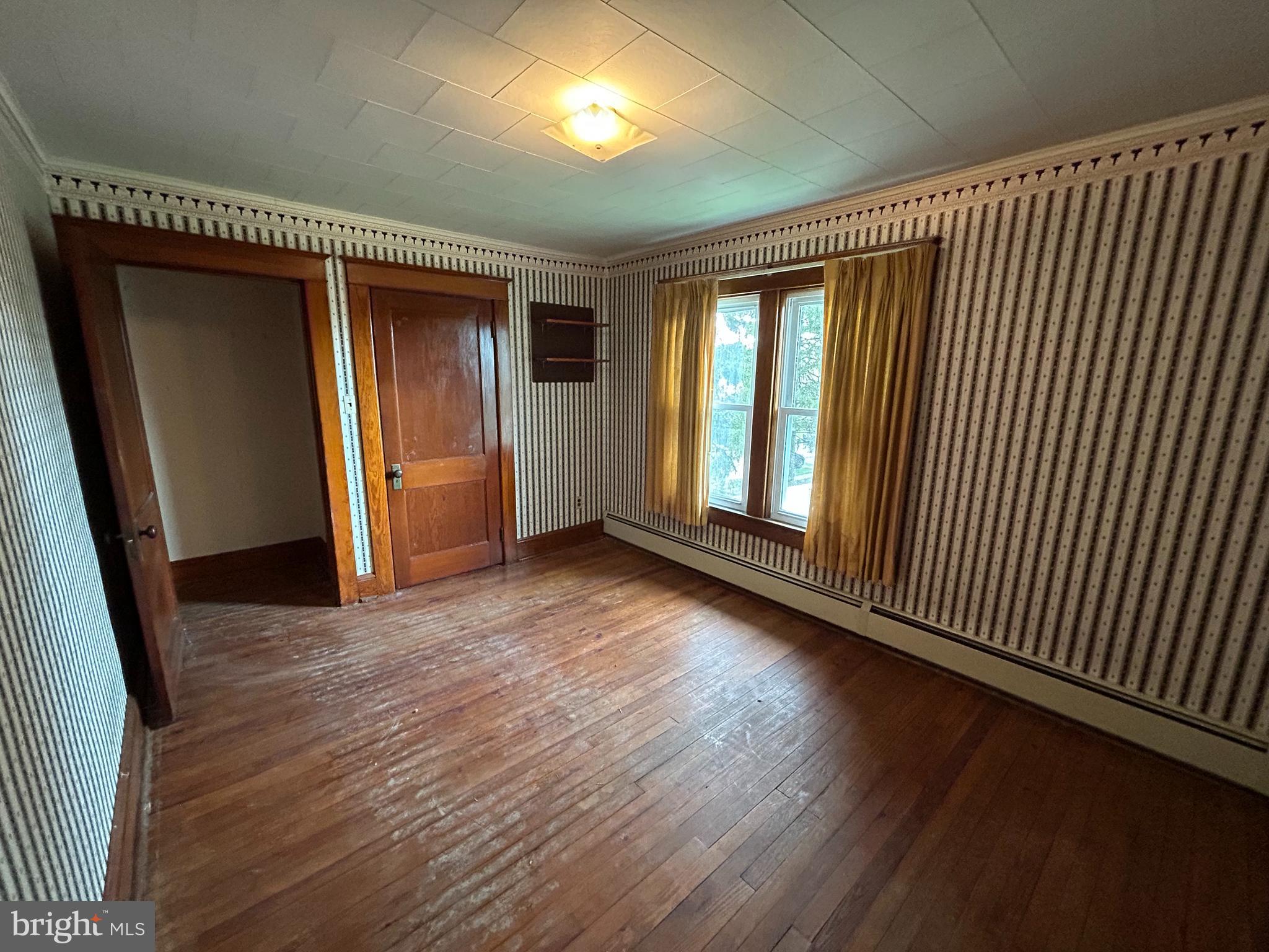 ELMWOOD - Residential