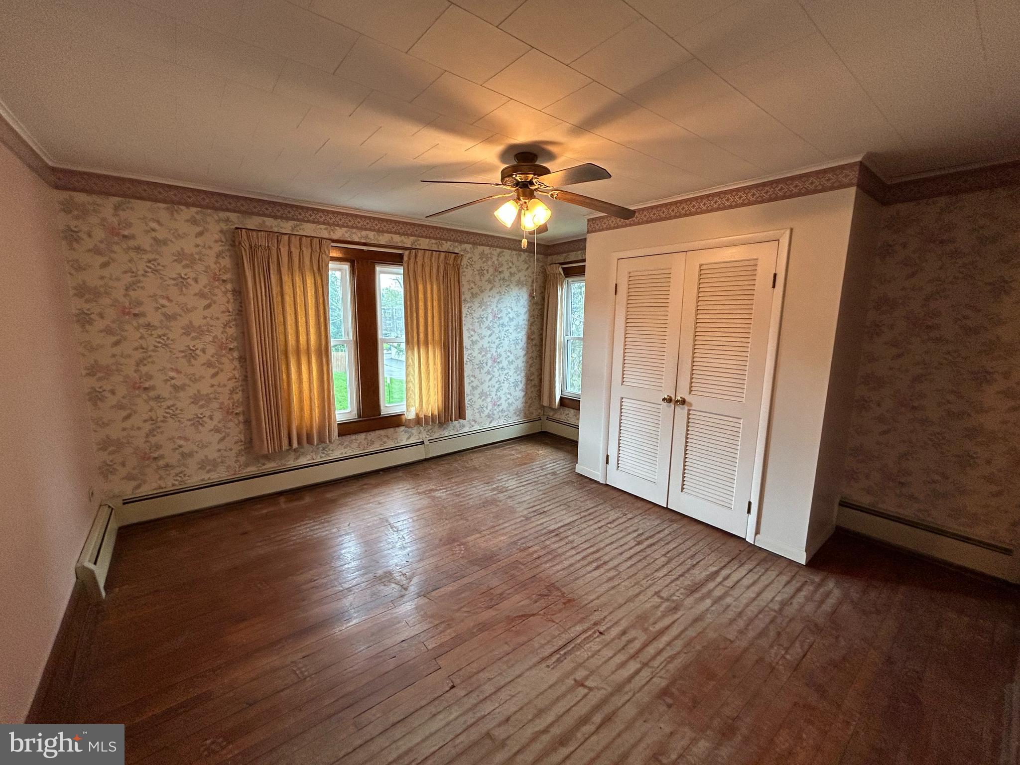 ELMWOOD - Residential