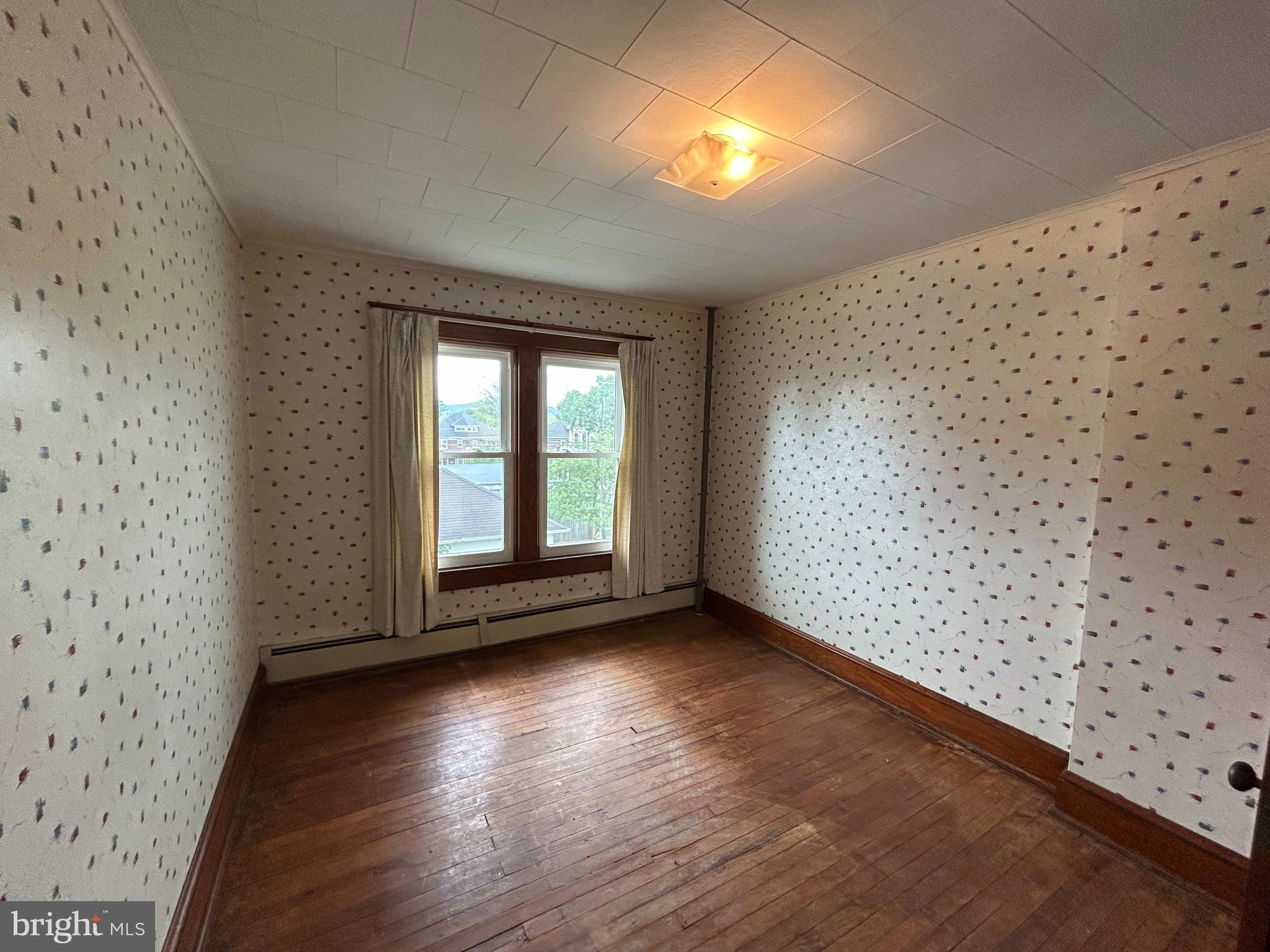 ELMWOOD - Residential