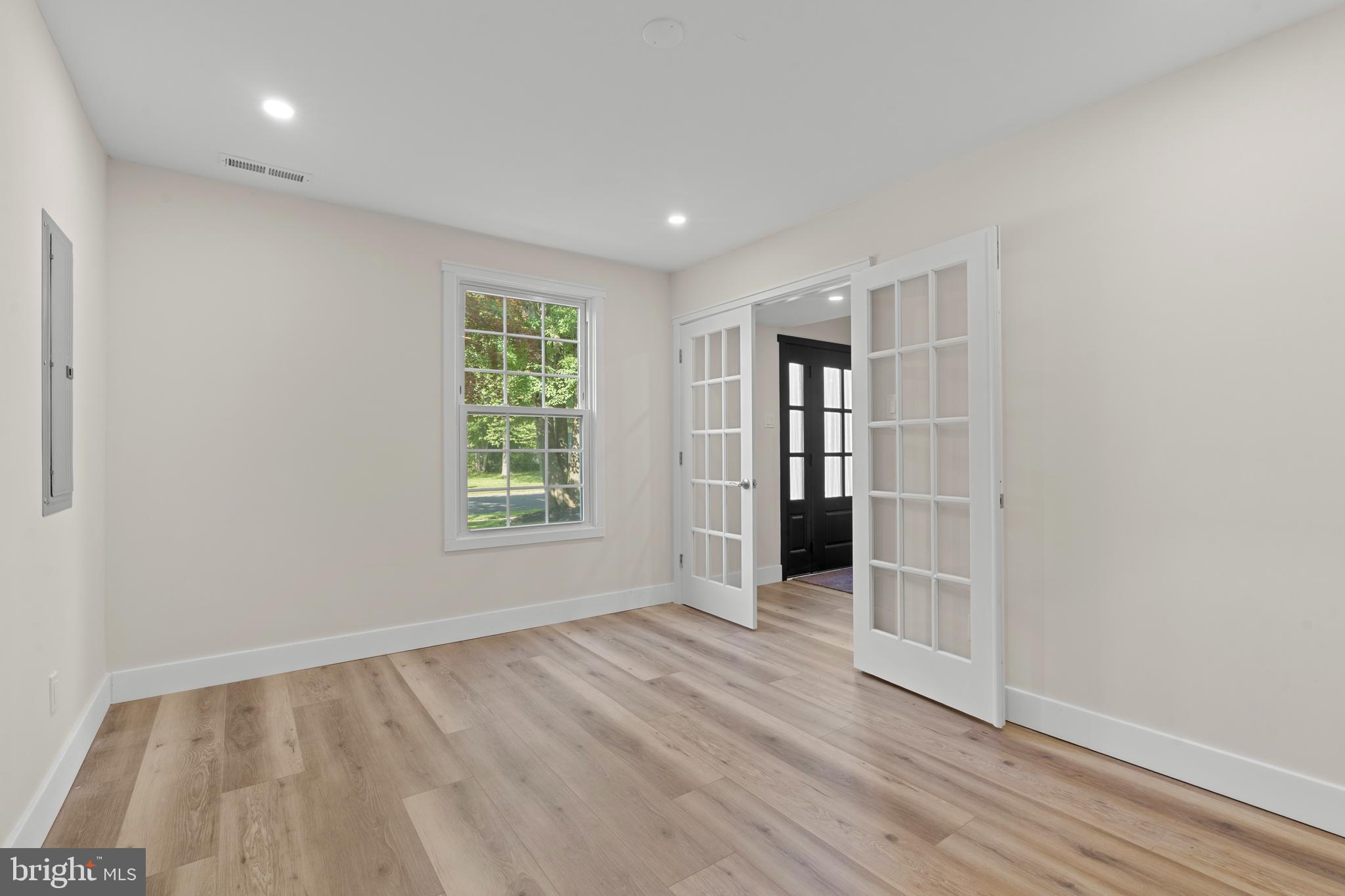 480 YALE DRIVE