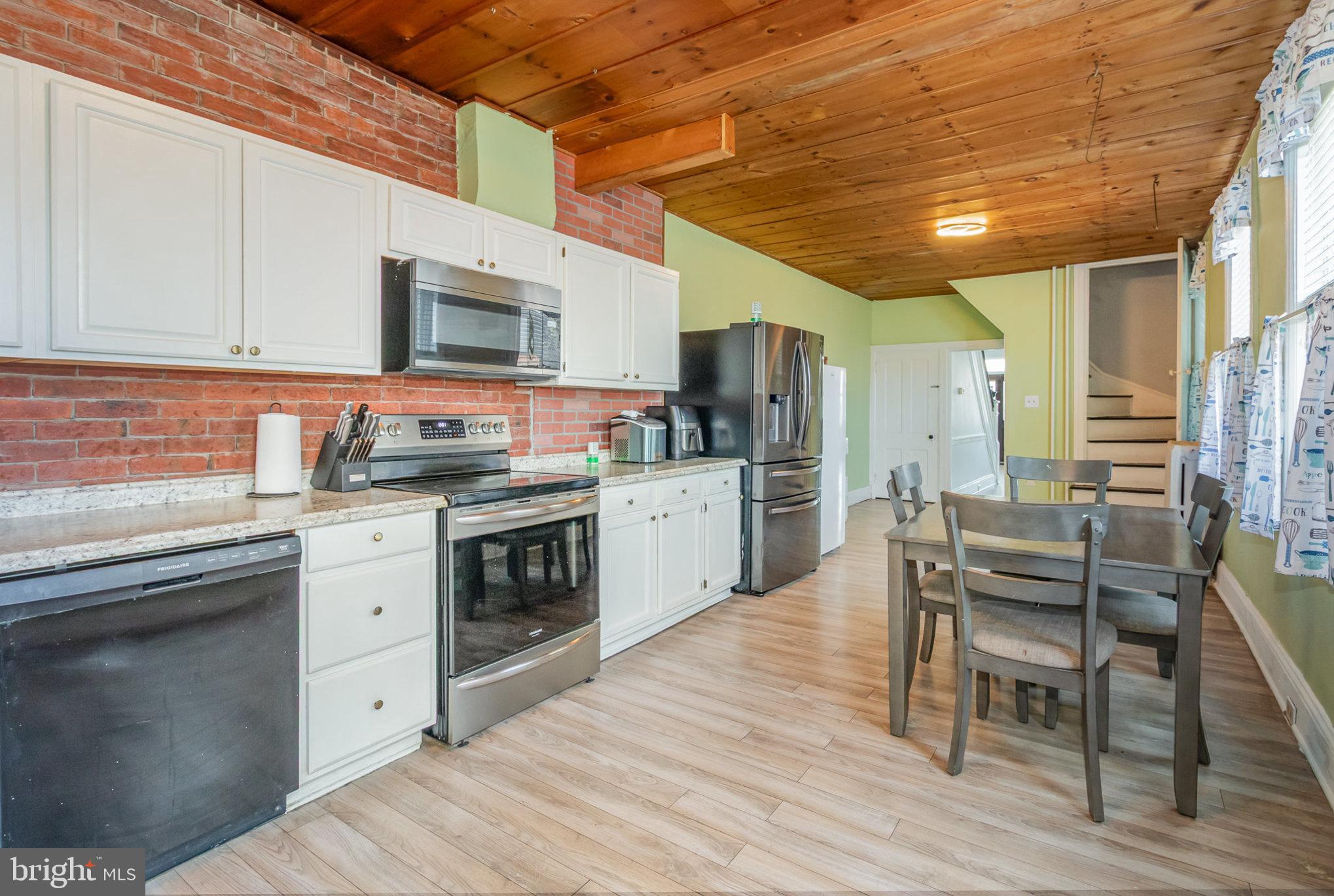 COLUMBIA - Residential