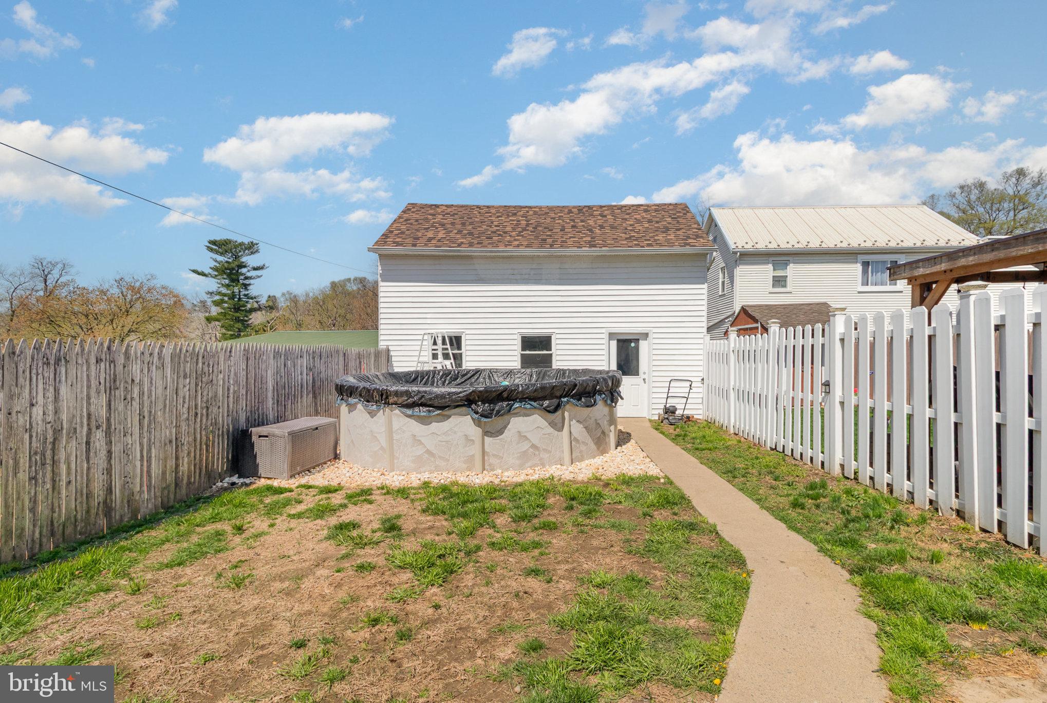 COLUMBIA - Residential