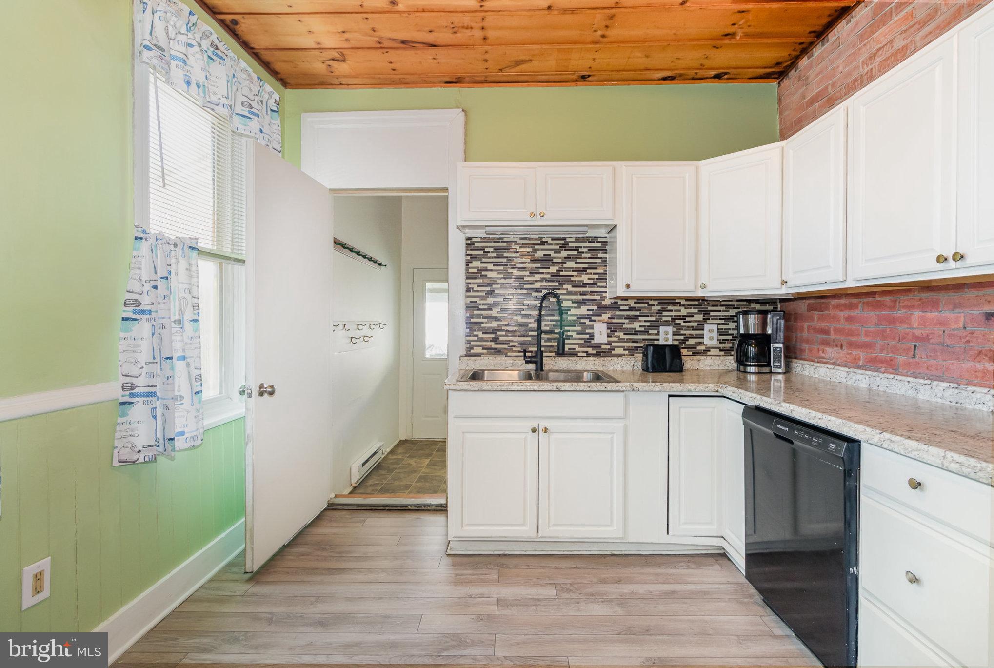 COLUMBIA - Residential