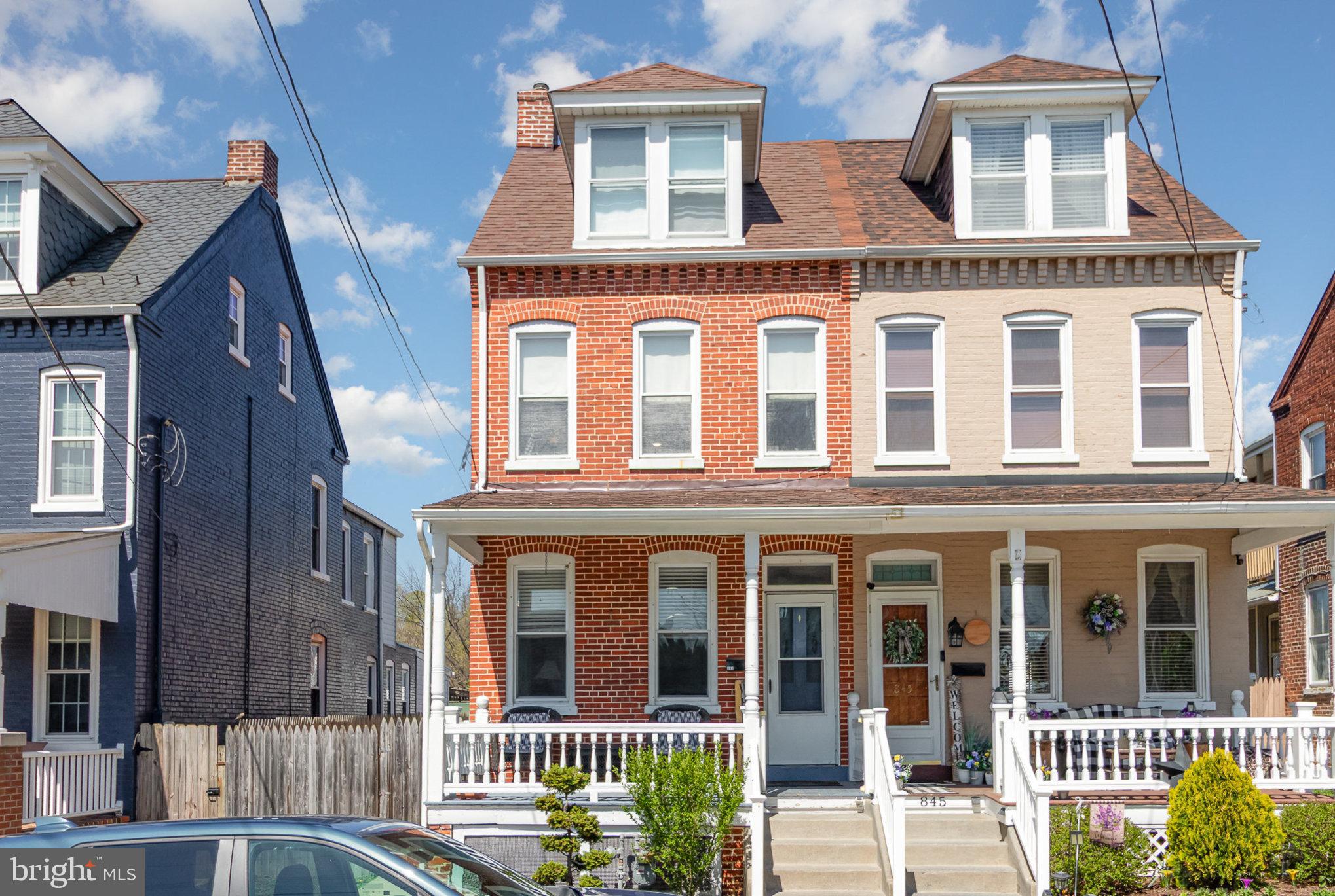 843 SPRUCE STREET