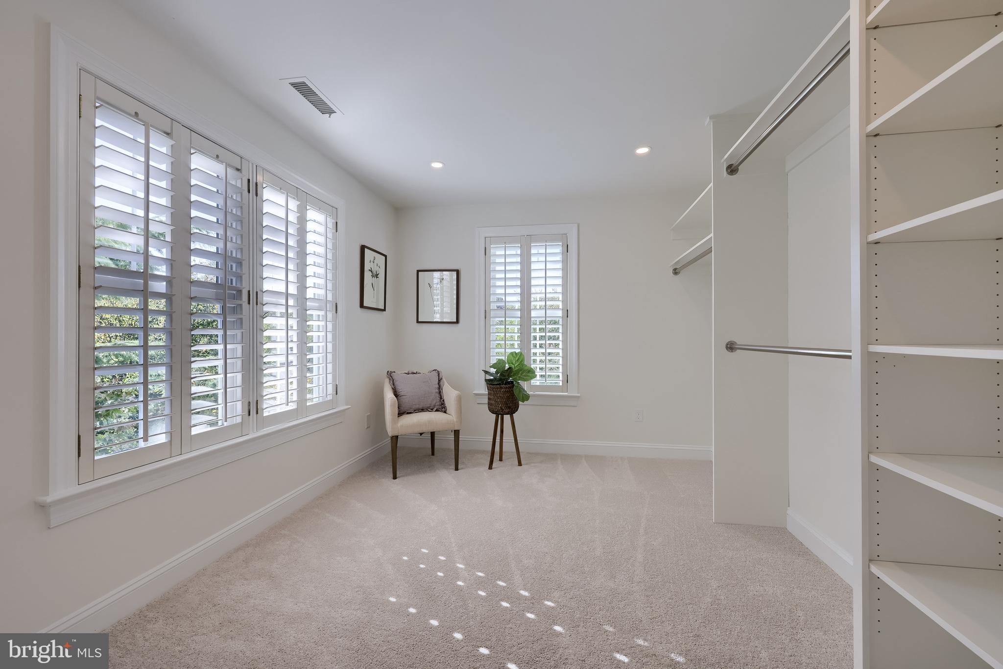 WILLOW SPRINGS - Residential