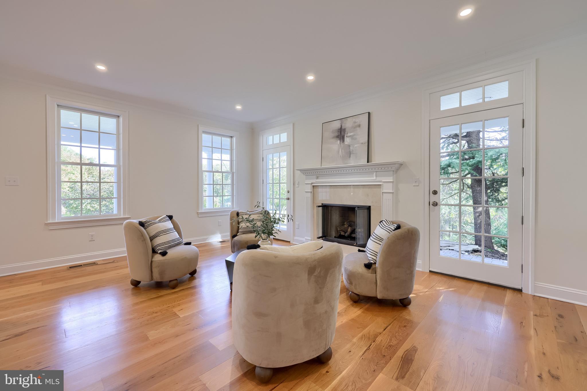 WILLOW SPRINGS - Residential