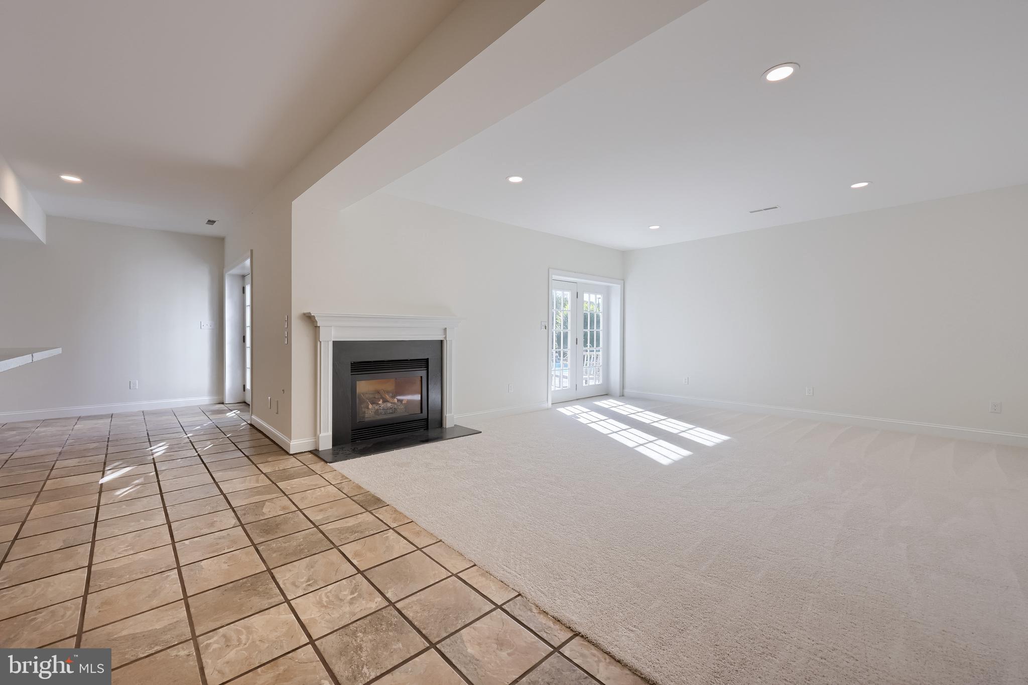 WILLOW SPRINGS - Residential