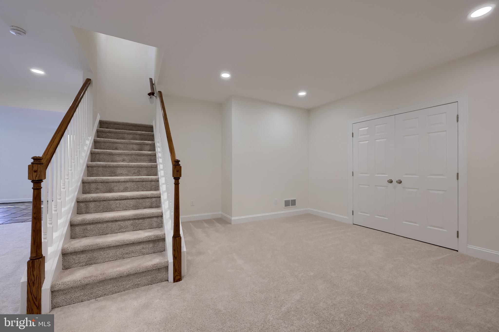 WILLOW SPRINGS - Residential