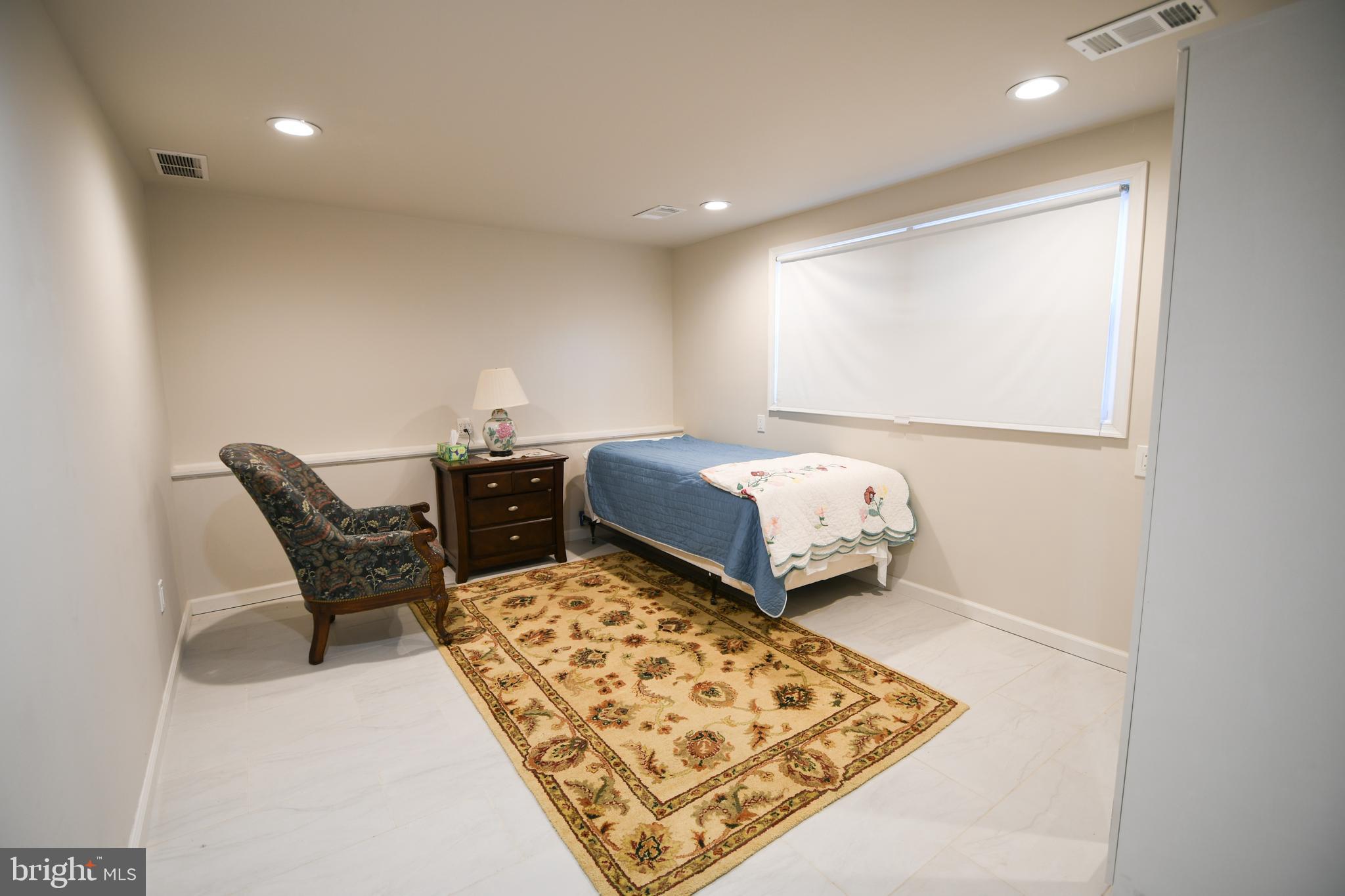 LOWER MAKEFIELD - Residential Lease