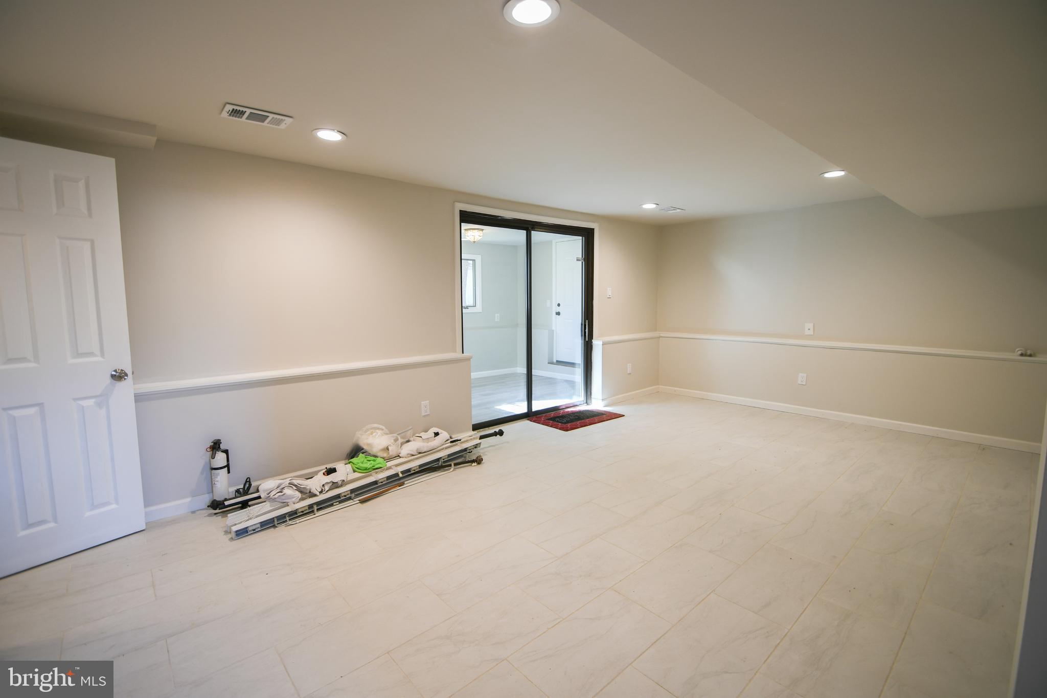 LOWER MAKEFIELD - Residential Lease