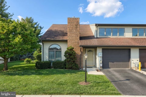 Townhouse For Sale - 1118 Roosevelt Court<br/> HANOVER, PA 17331