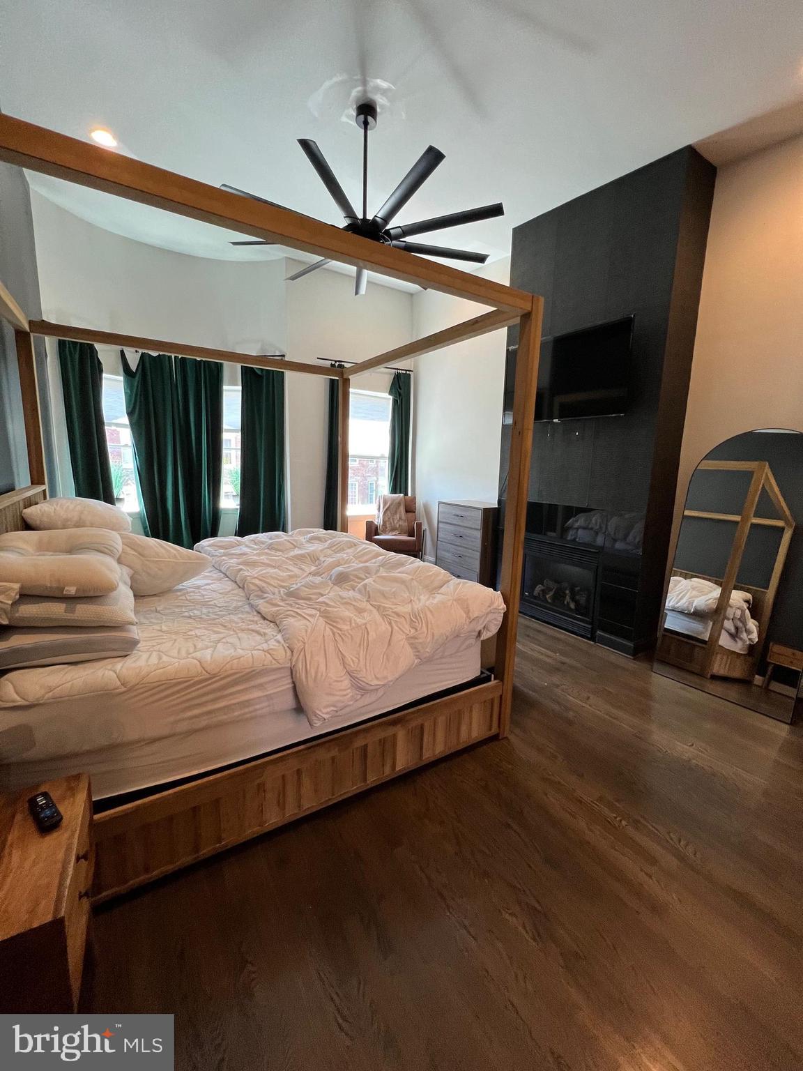 RESERVOIR HILL - Residential Lease