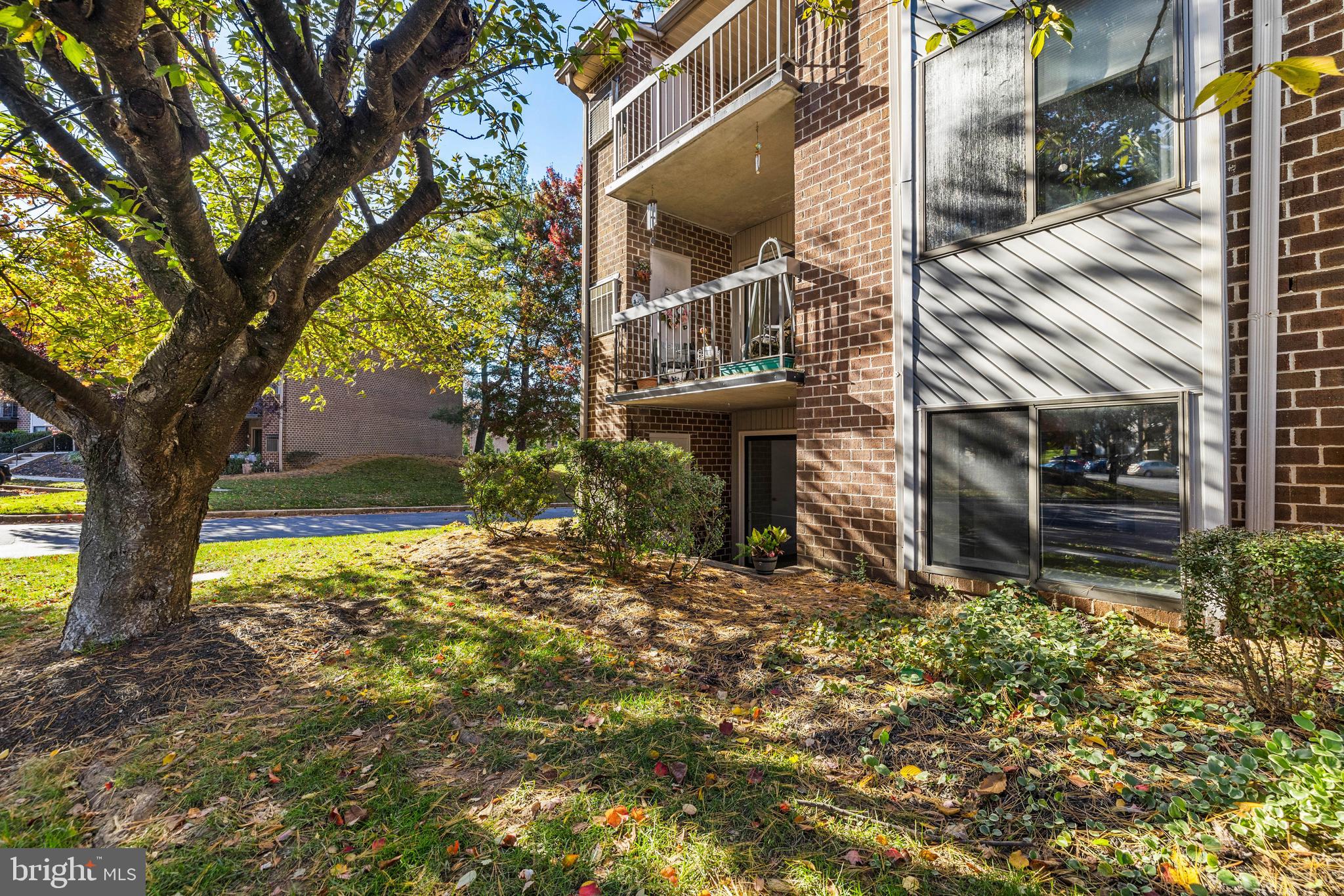 6 MULLINGAR COURT 101