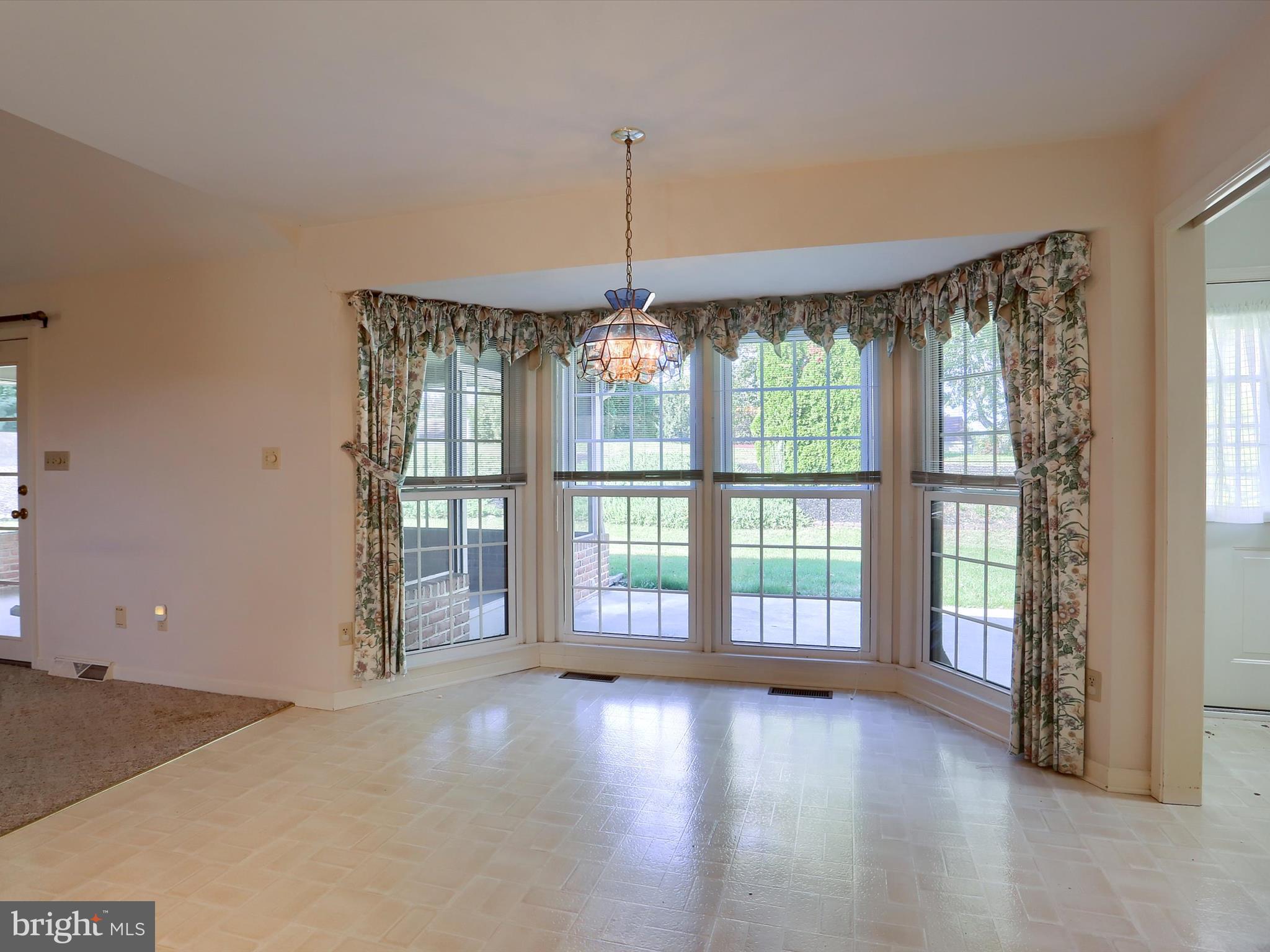 PENN OAKS - Residential