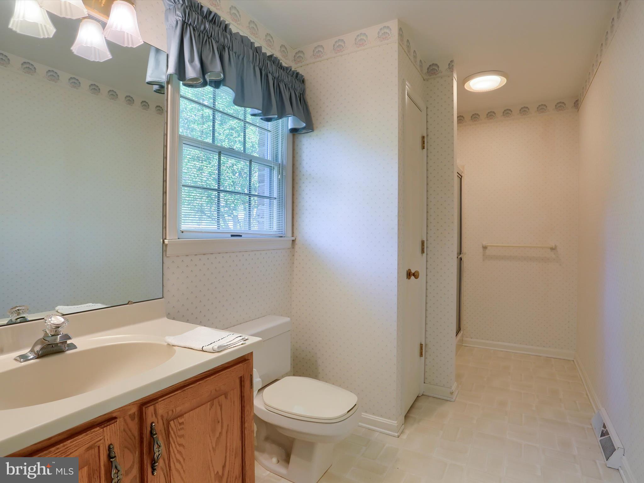 PENN OAKS - Residential