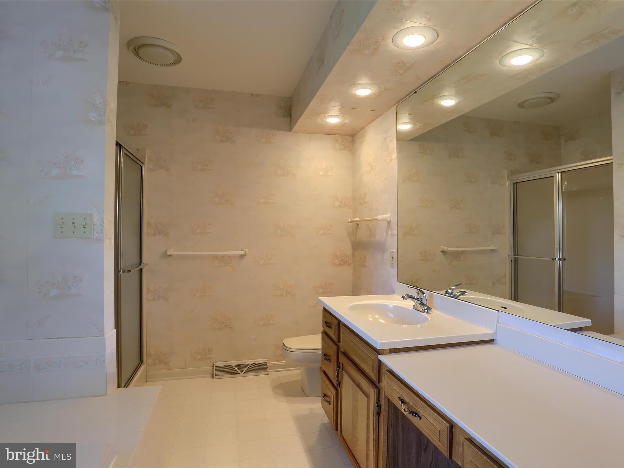 PENN OAKS - Residential