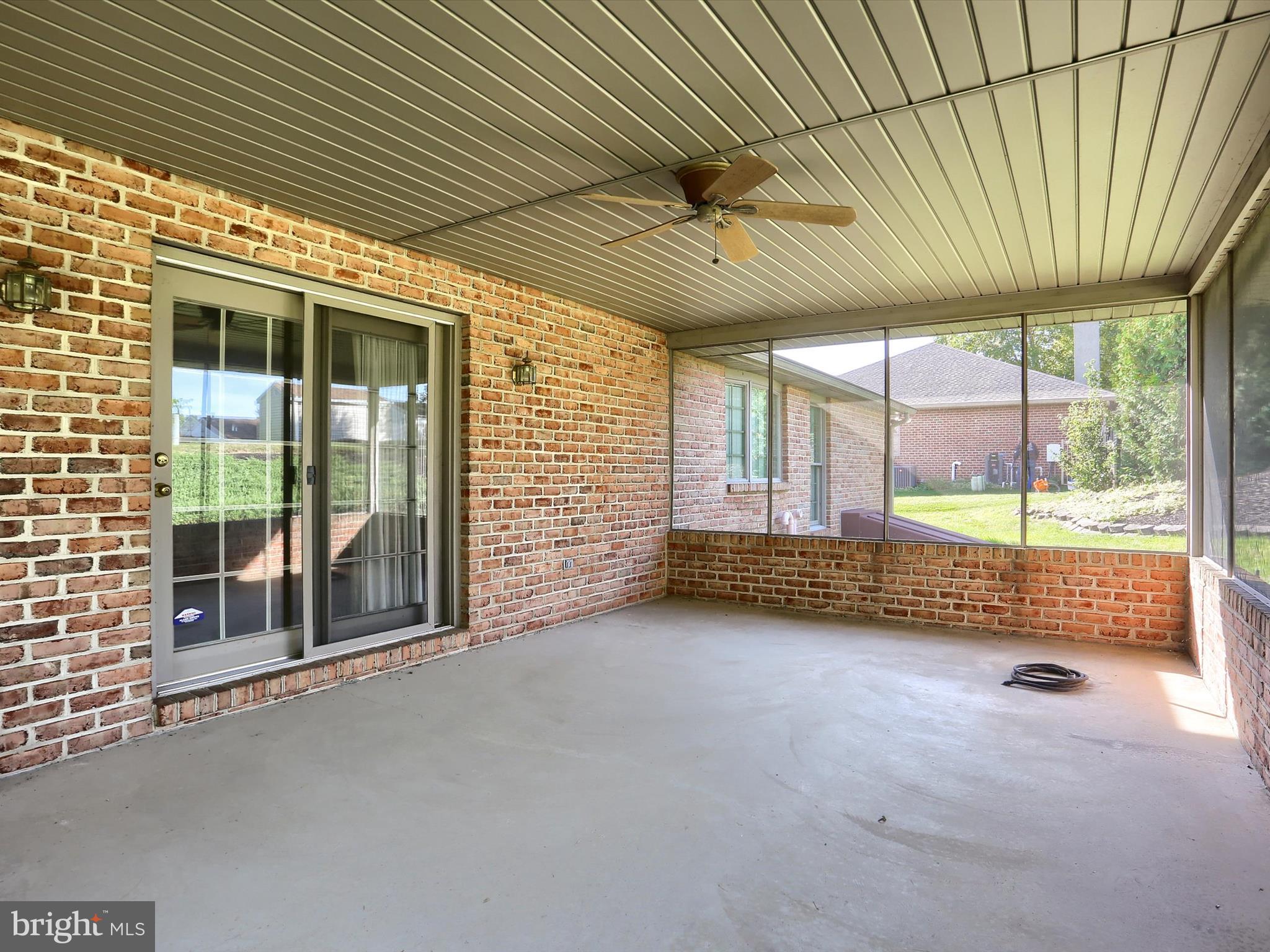 PENN OAKS - Residential