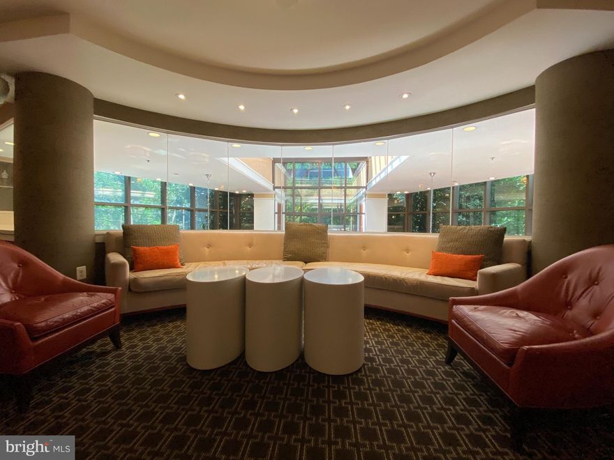 Large one bedroom unit with hard wood floor in main living area and carpet in bedroom. Updated kitchen and bathroom.  Nice view.  Building has great amenities.  Wonderful location close to major highway.