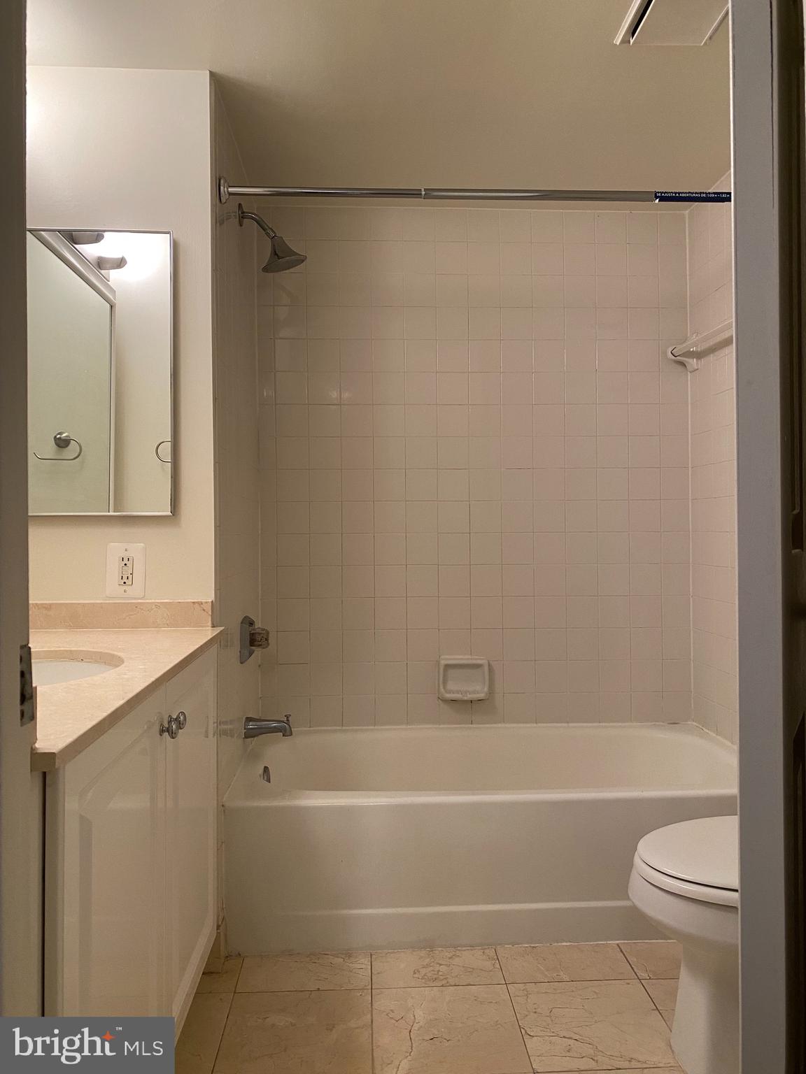 GROSVENOR PARK - Residential Lease