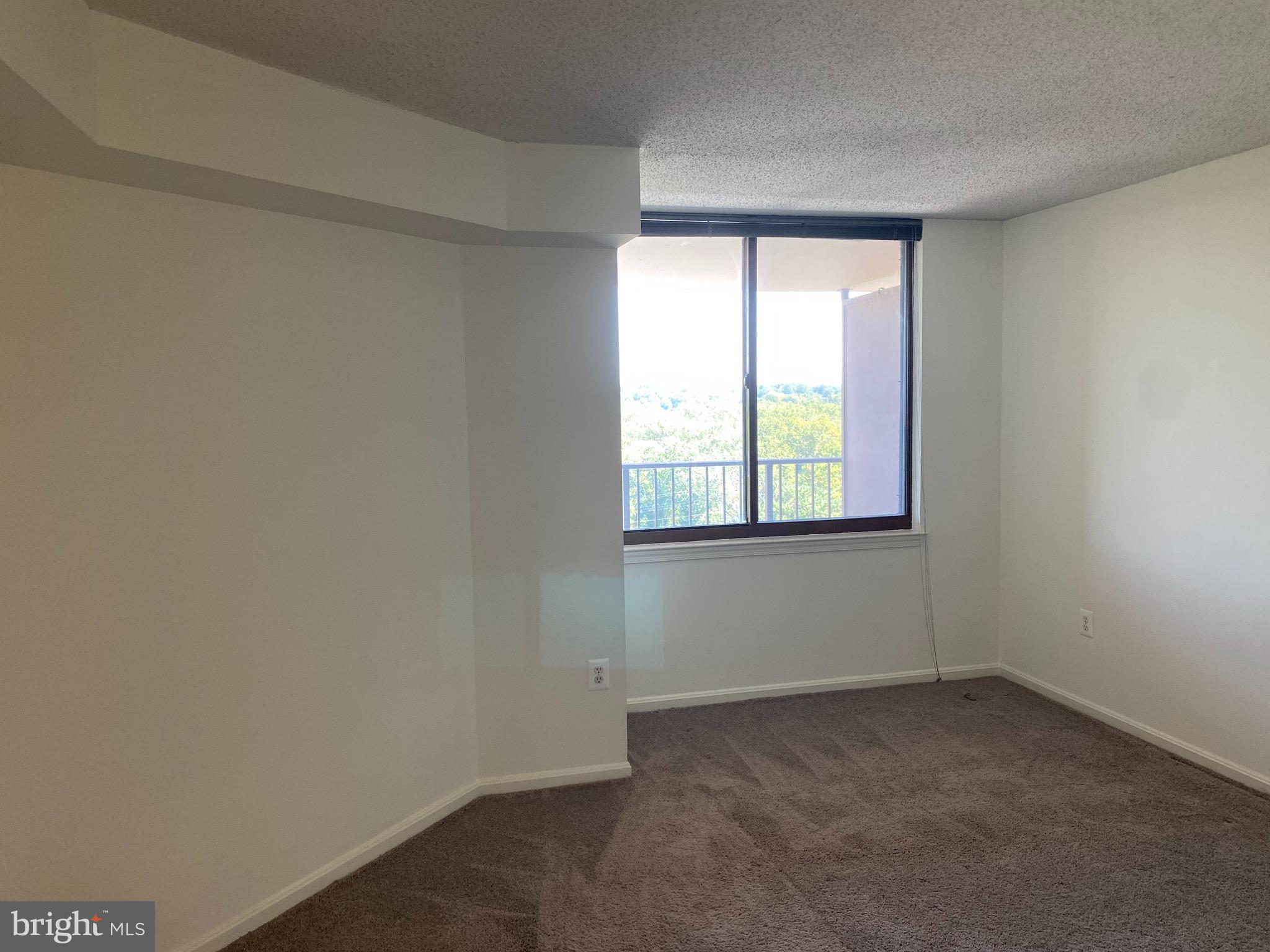 GROSVENOR PARK - Residential Lease