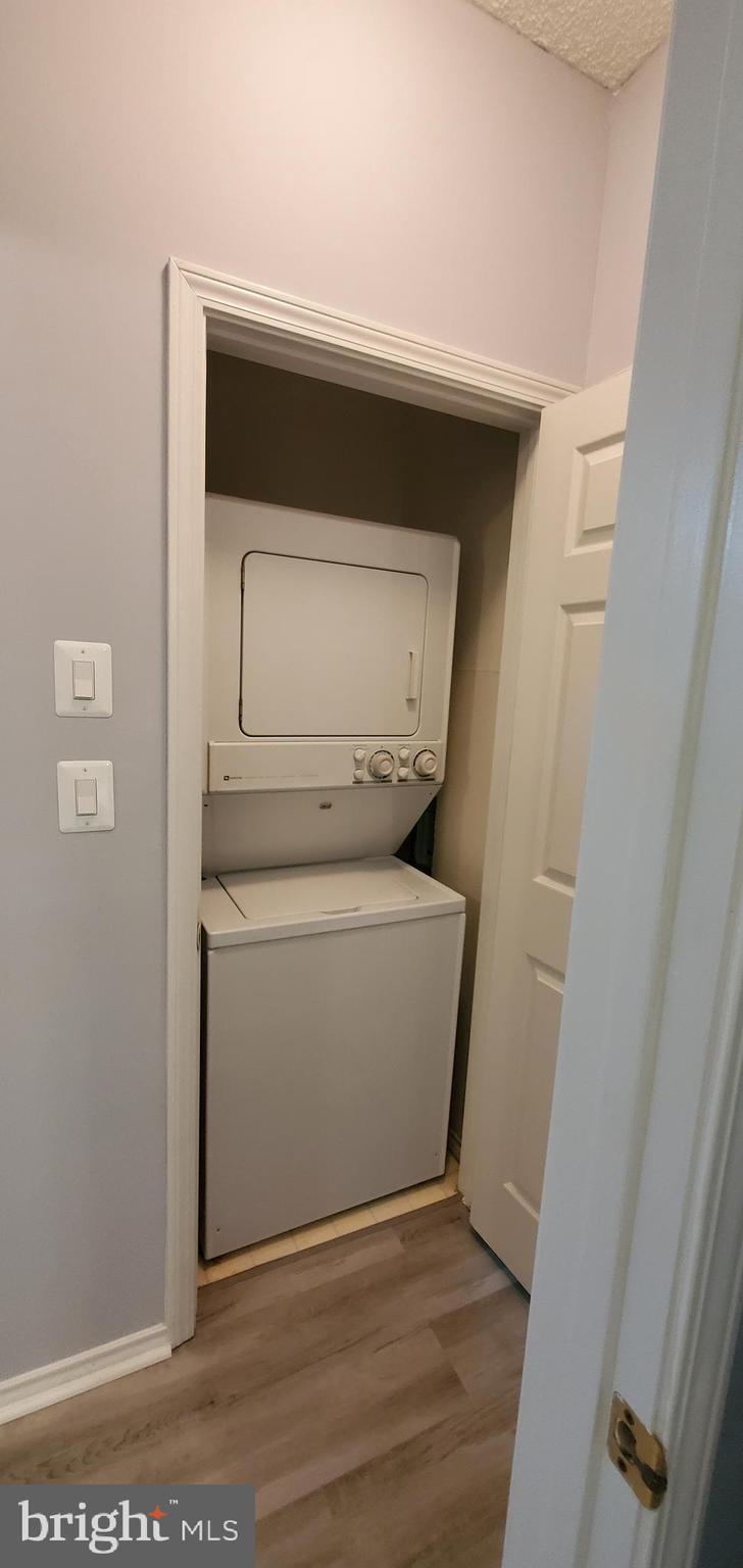 STONECROFT CONDO - Residential