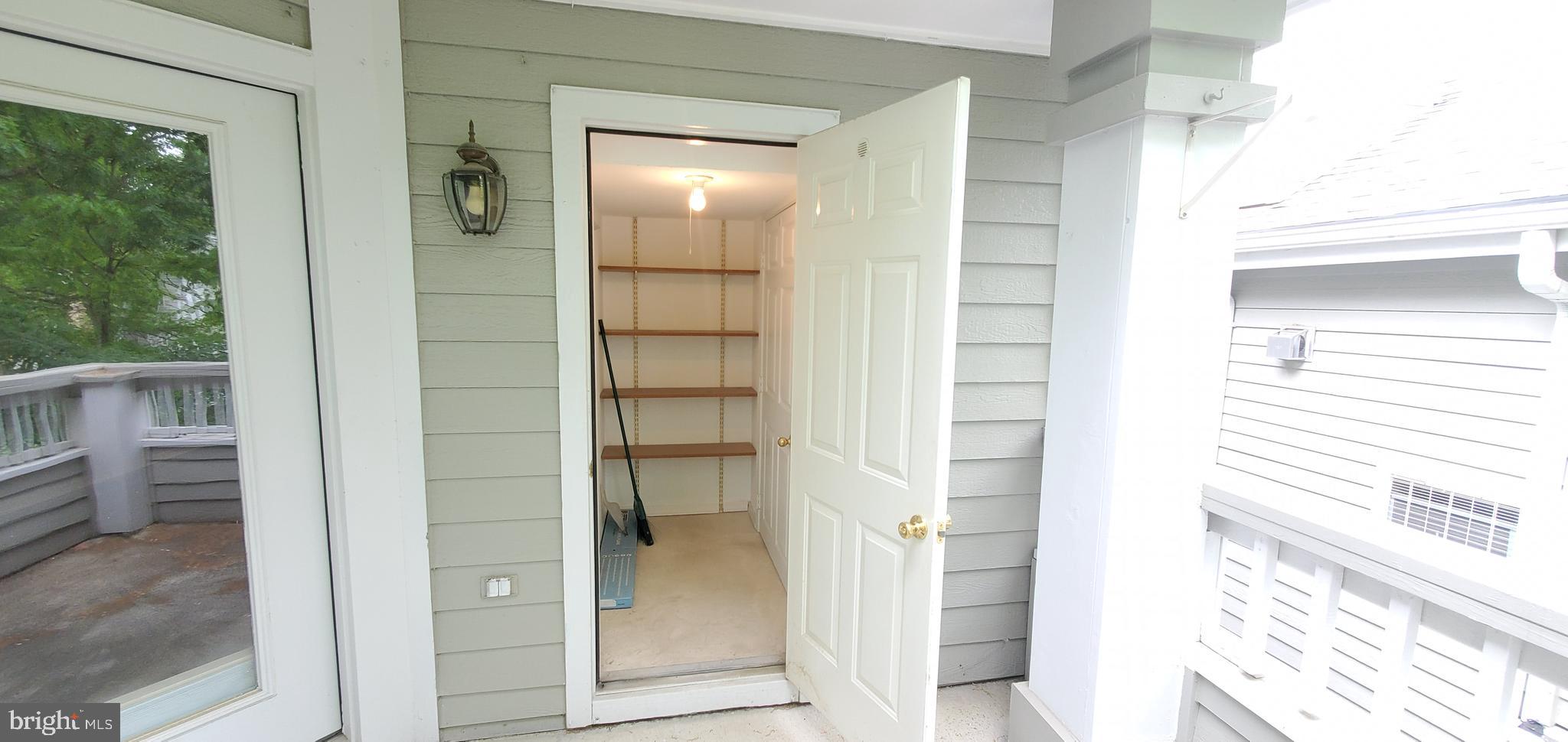 STONECROFT CONDO - Residential