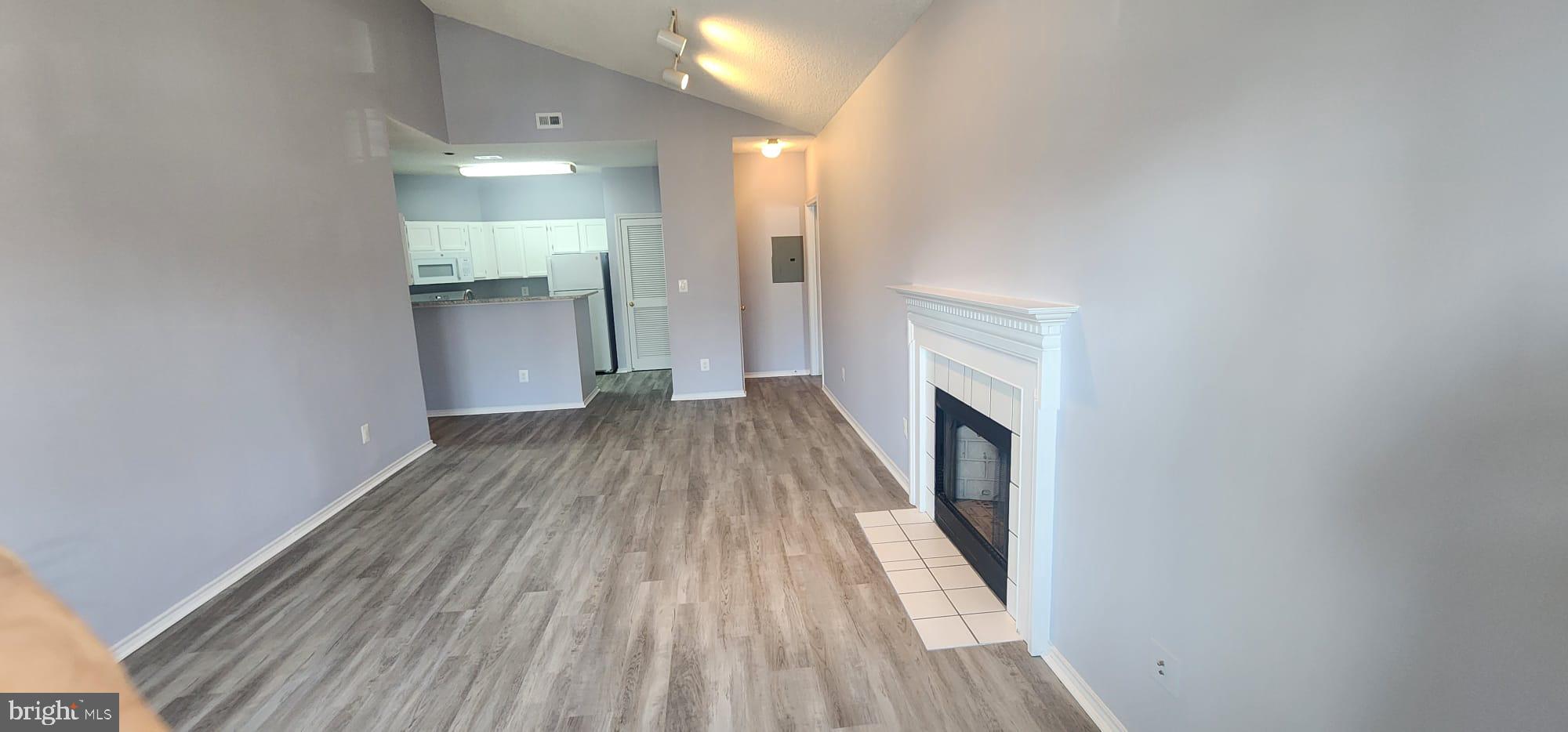 STONECROFT CONDO - Residential