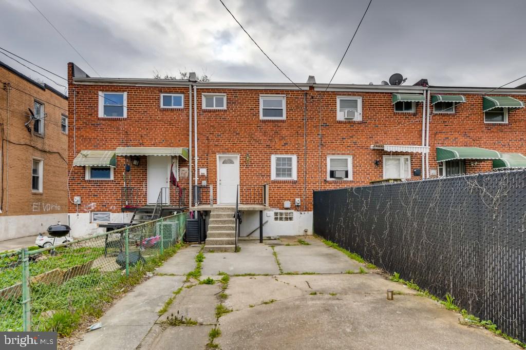 BROOKLYN - Residential