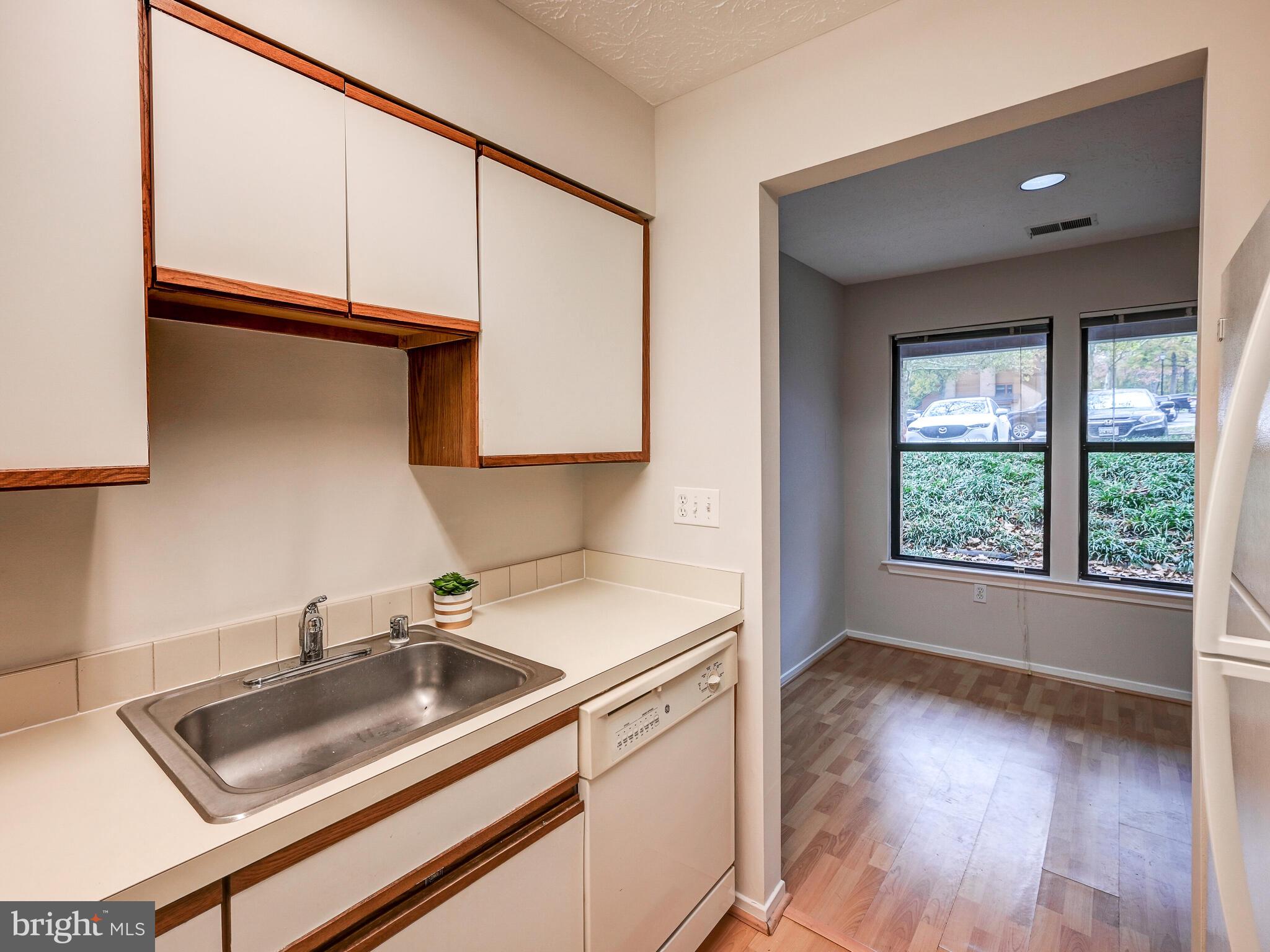 VILLAGE OF KINGS CONTRIVANCE - Residential