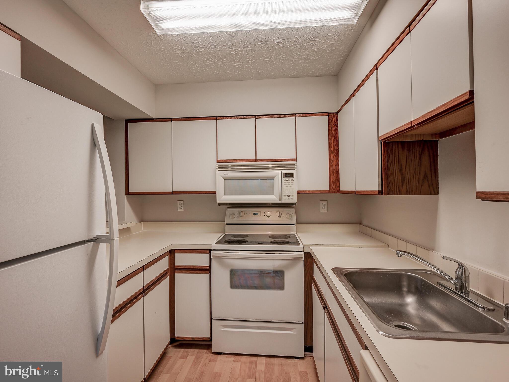 VILLAGE OF KINGS CONTRIVANCE - Residential