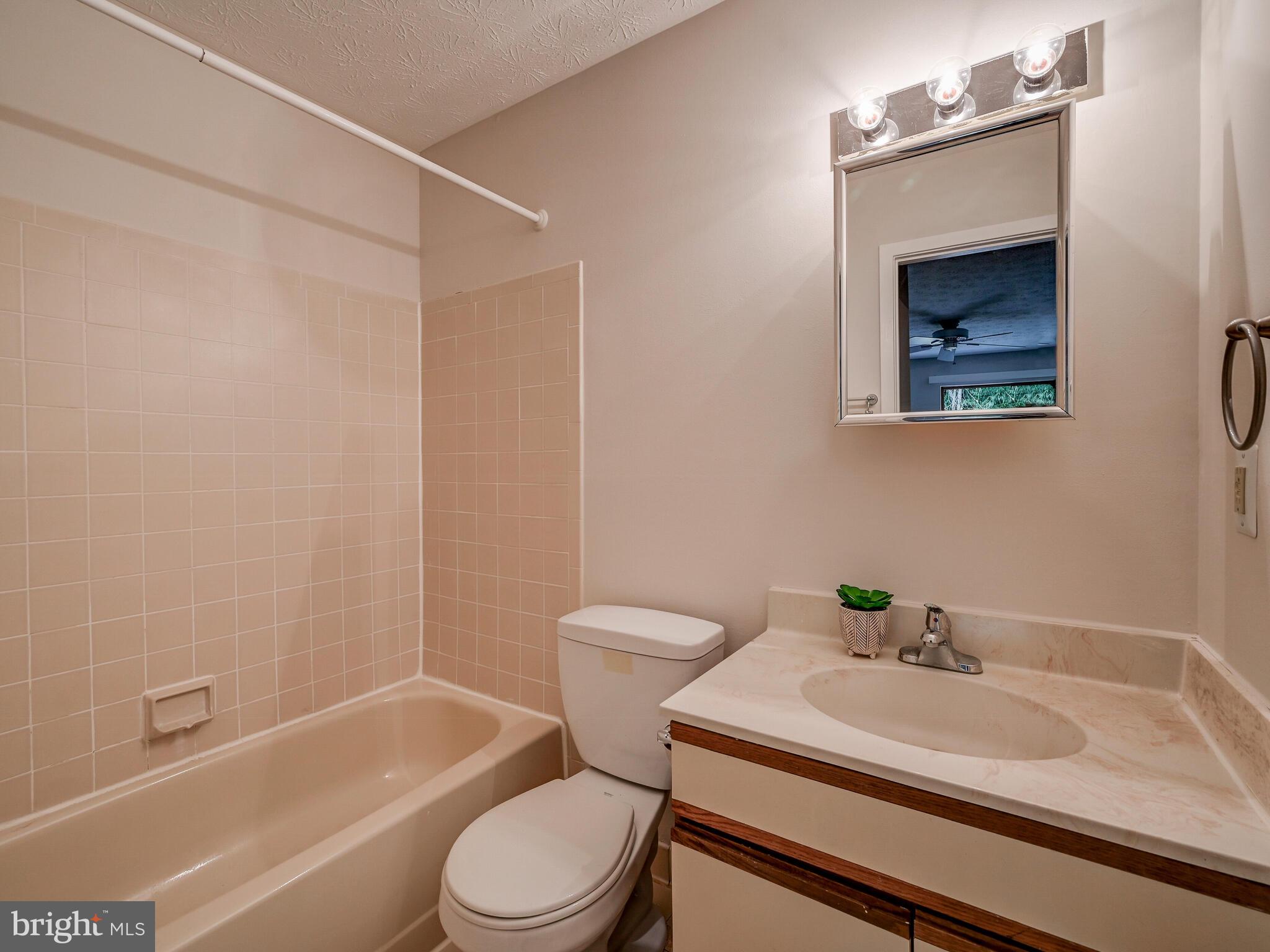 VILLAGE OF KINGS CONTRIVANCE - Residential