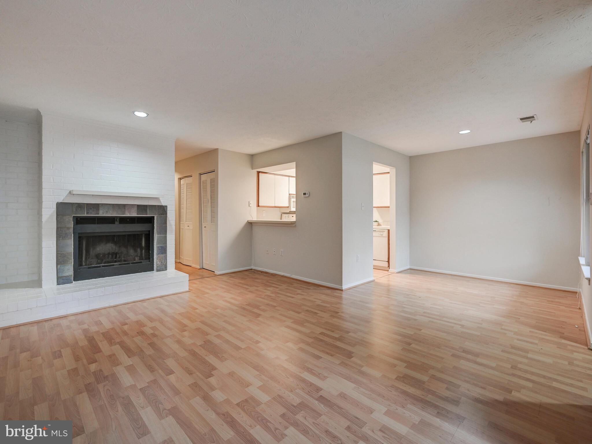 VILLAGE OF KINGS CONTRIVANCE - Residential