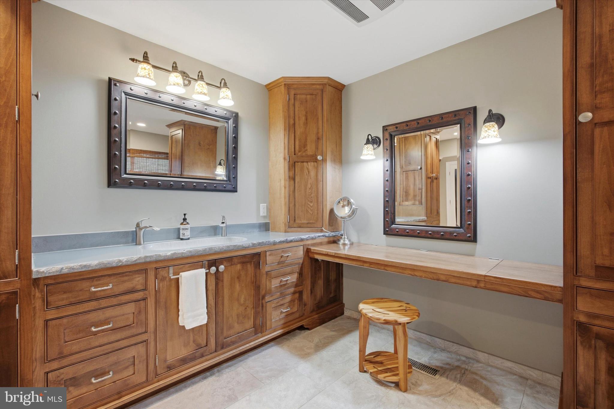 WYNNE FIELD ESTATES - Residential