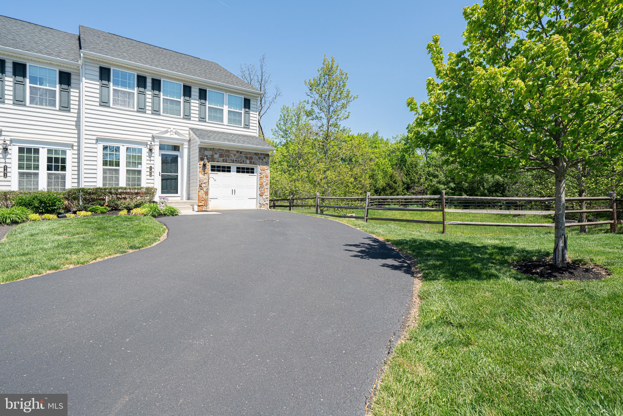 143 BRIARWOOD LANE