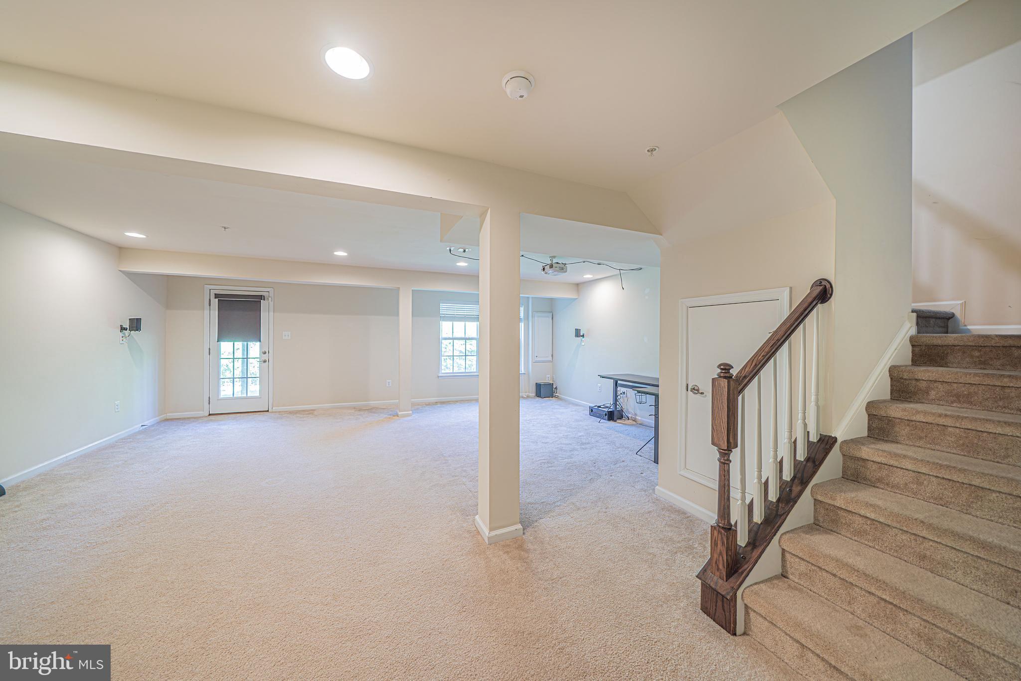 WALNUT CREEK AT MONT - Residential