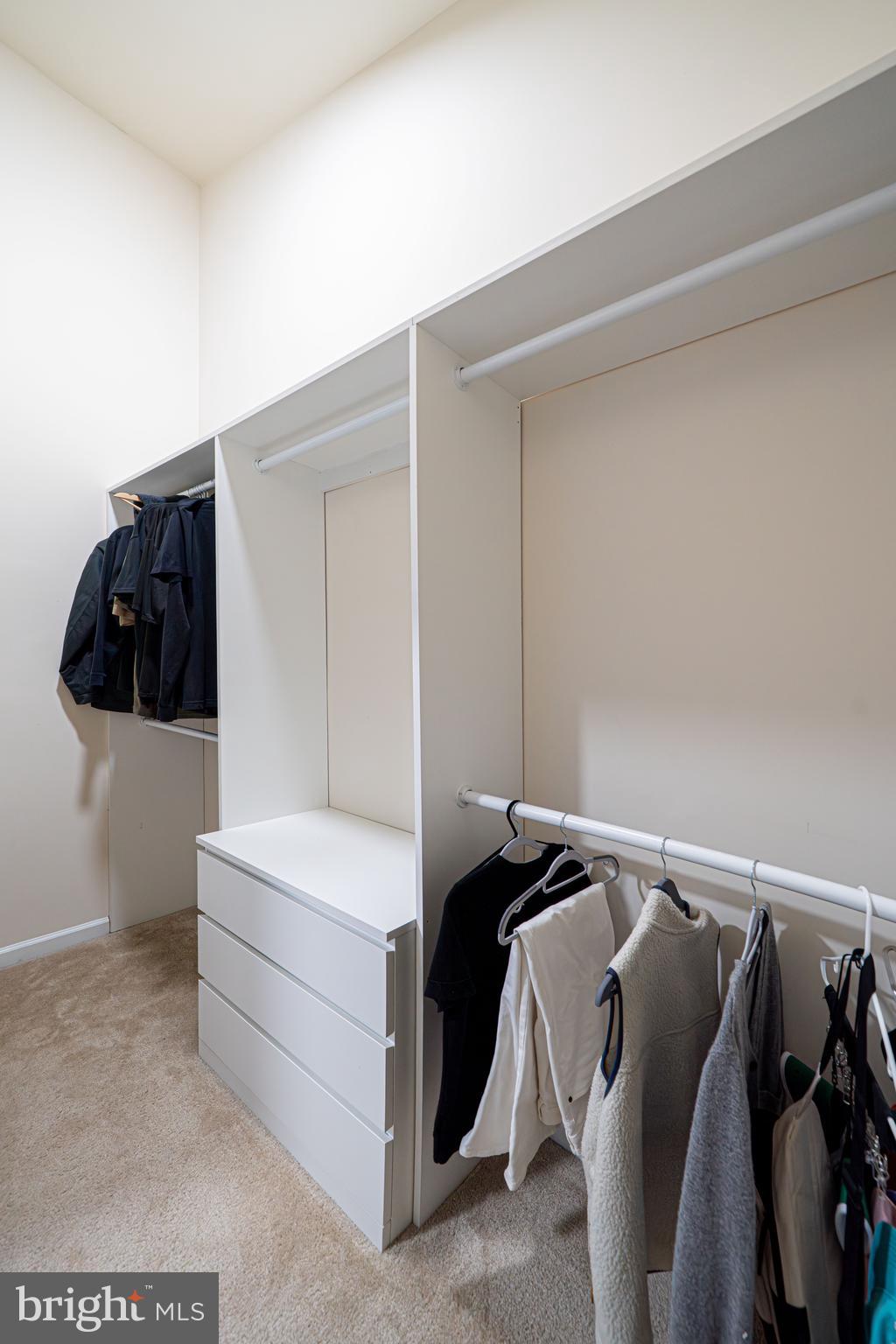 WALNUT CREEK AT MONT - Residential