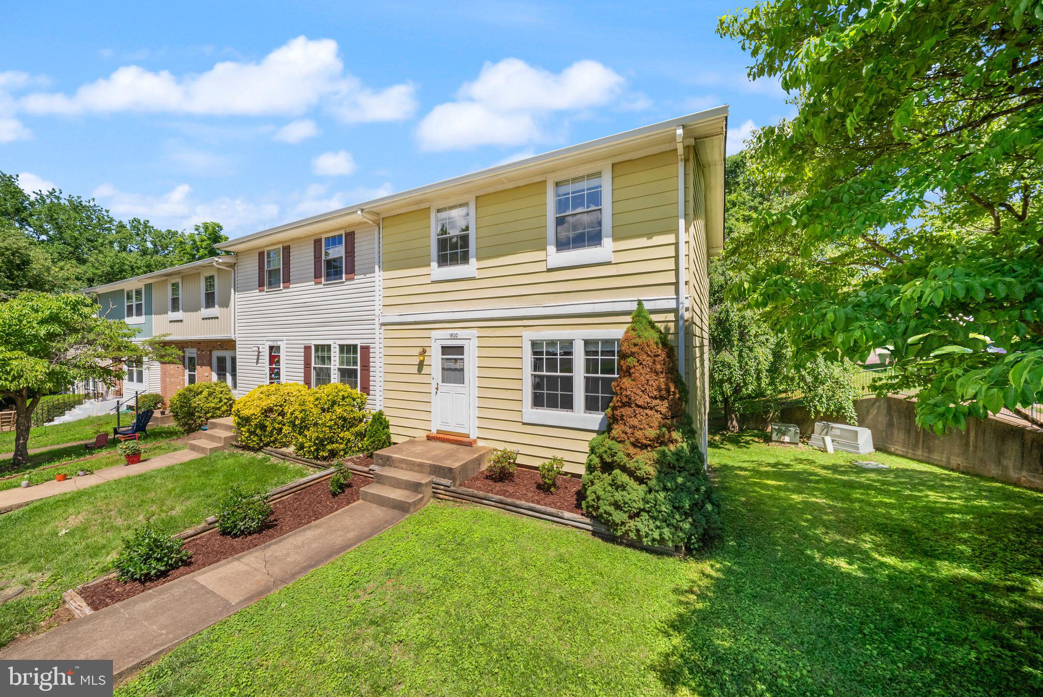 1800 SOHO CT