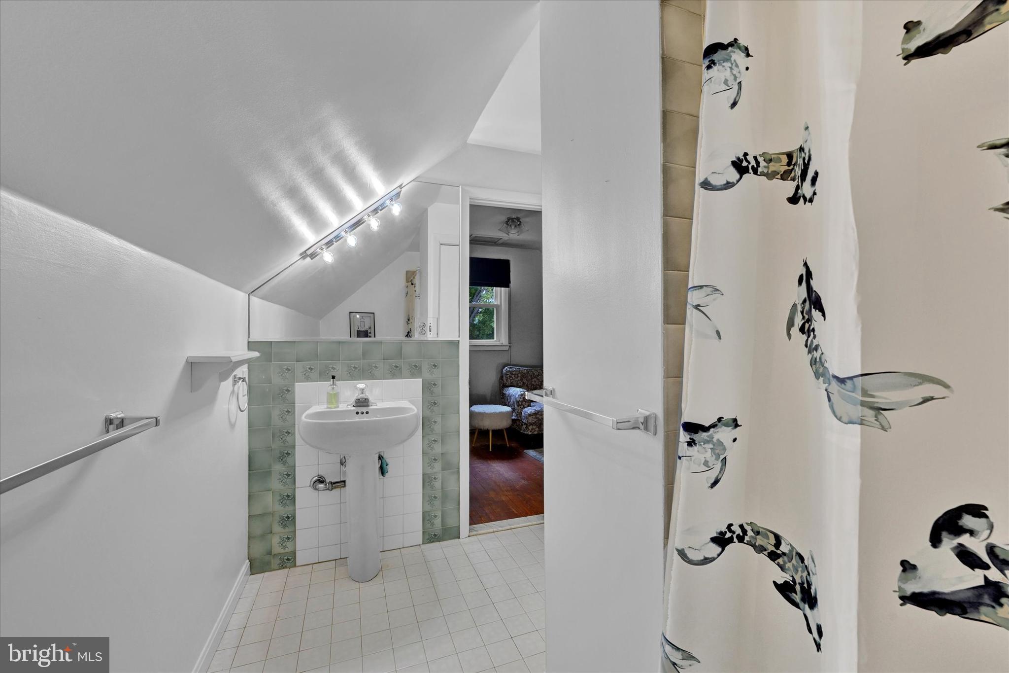 HAMILTON HEIGHTS - Residential