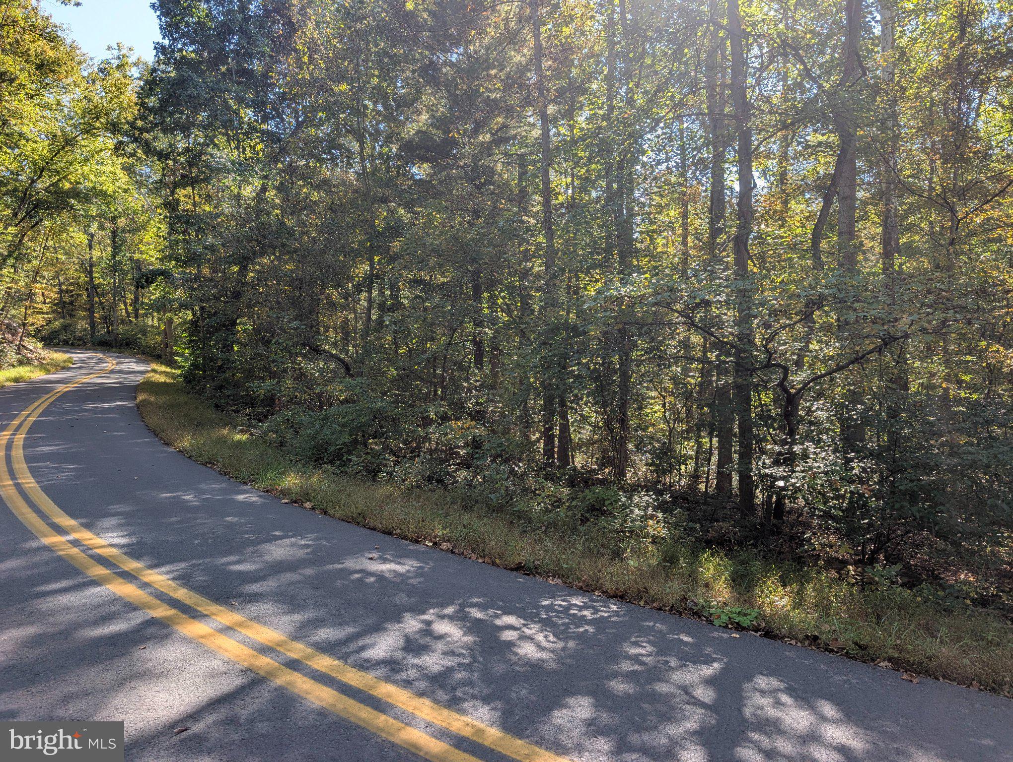 GRASSHOPPER HOLLOW/SIR JOHN'S RUN P/O PAR 32