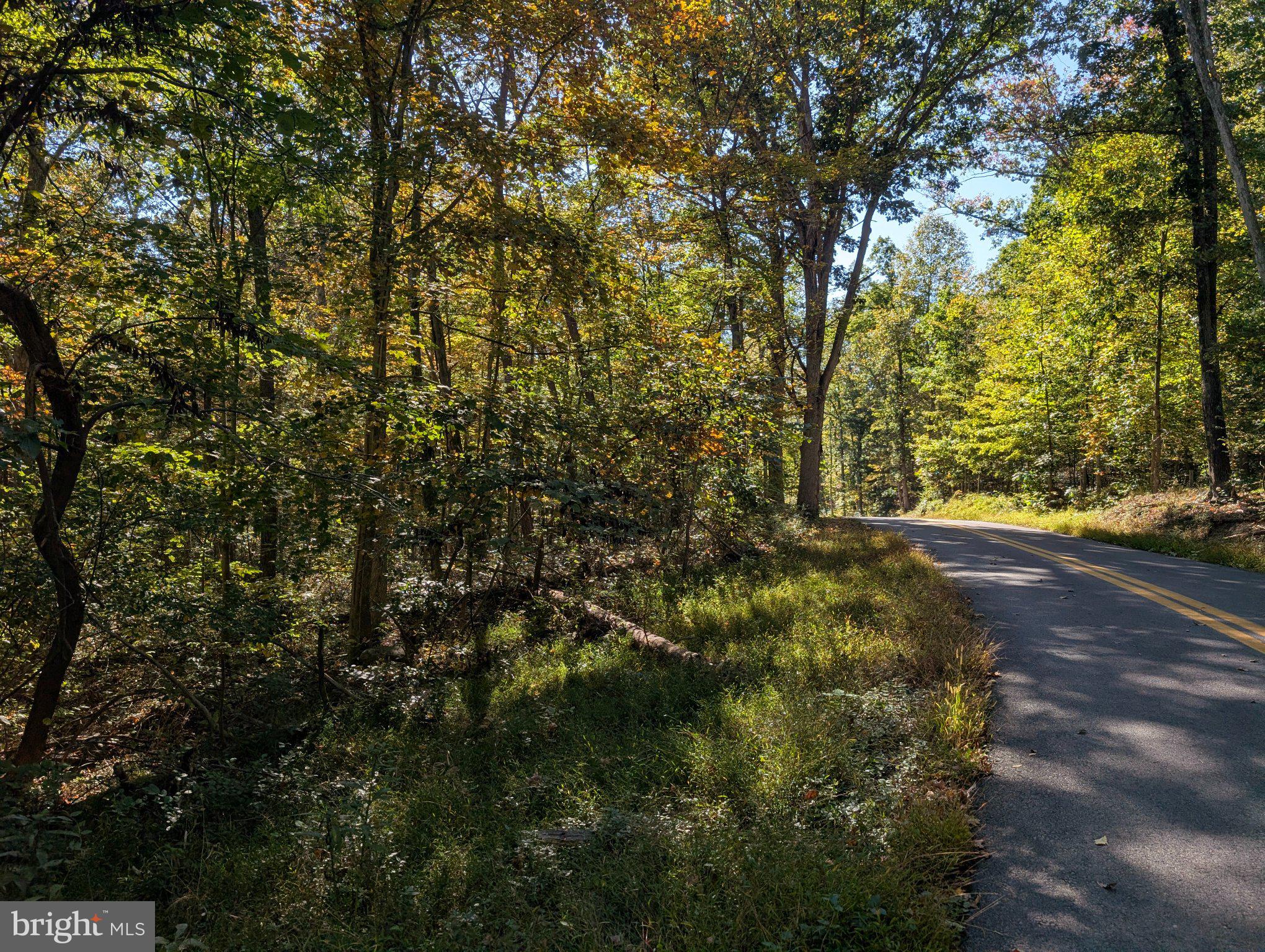 GRASSHOPPER HOLLOW/SIR JOHN'S RUN P/O PAR 32