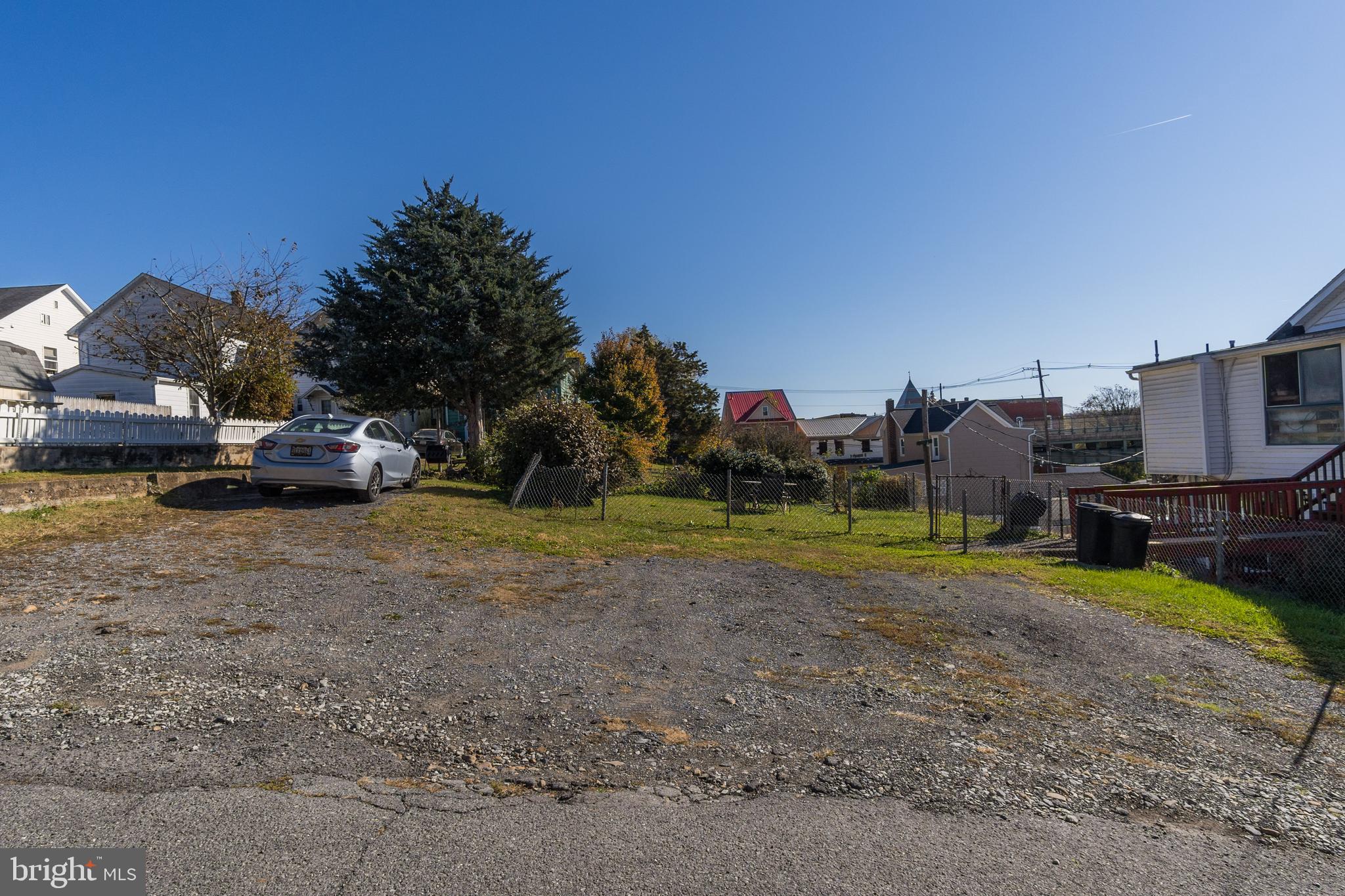 BRUNSWICK - Residential Lease