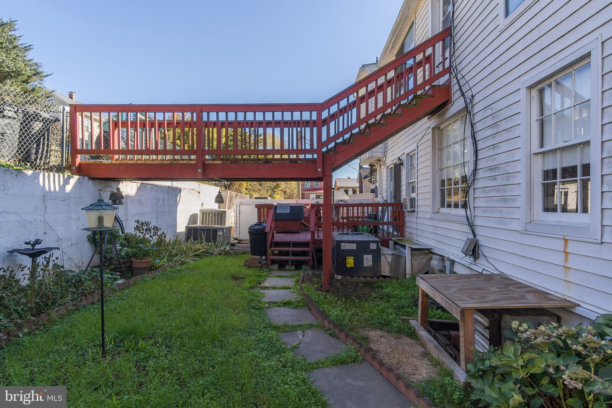 BRUNSWICK - Residential Lease