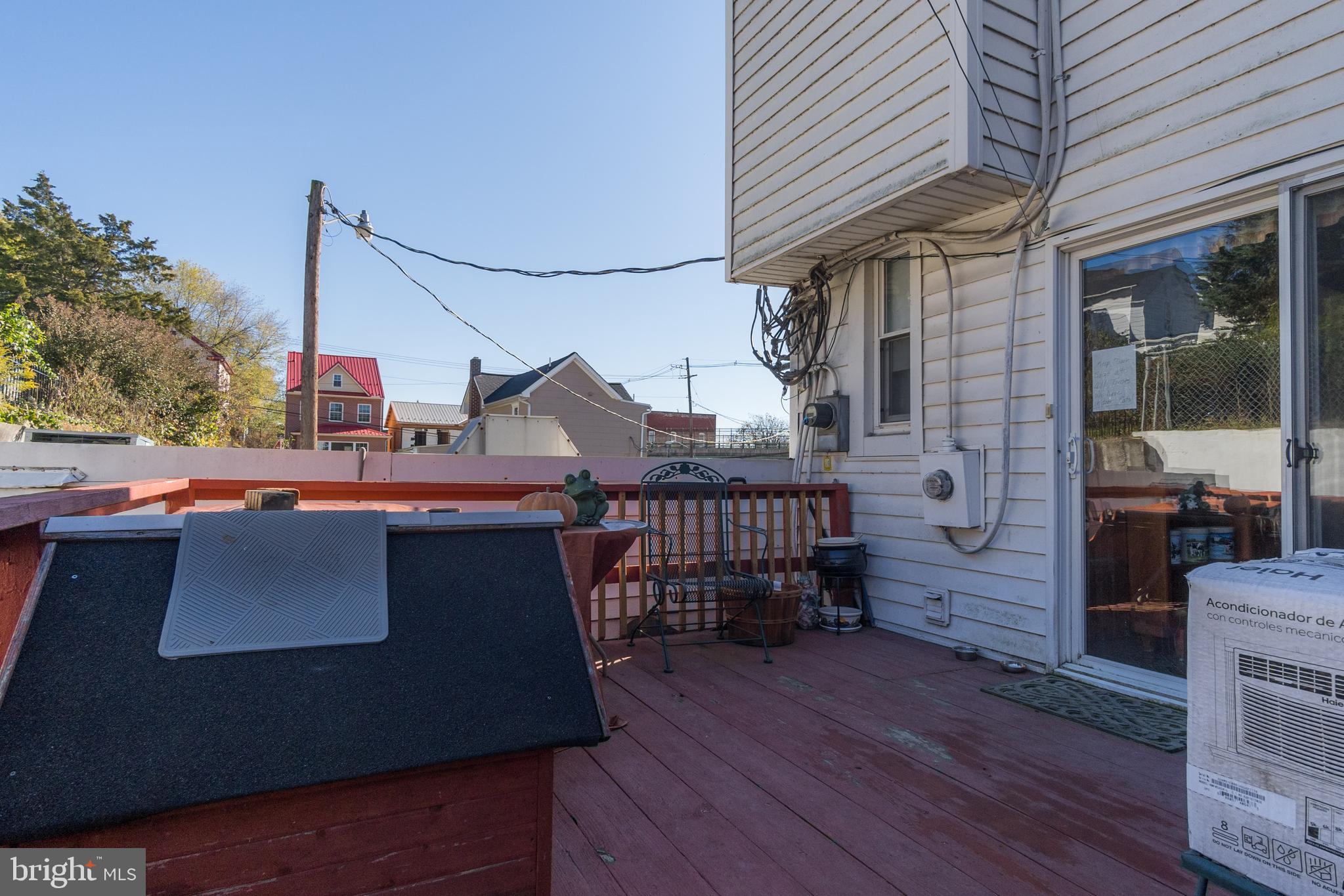 BRUNSWICK - Residential Lease