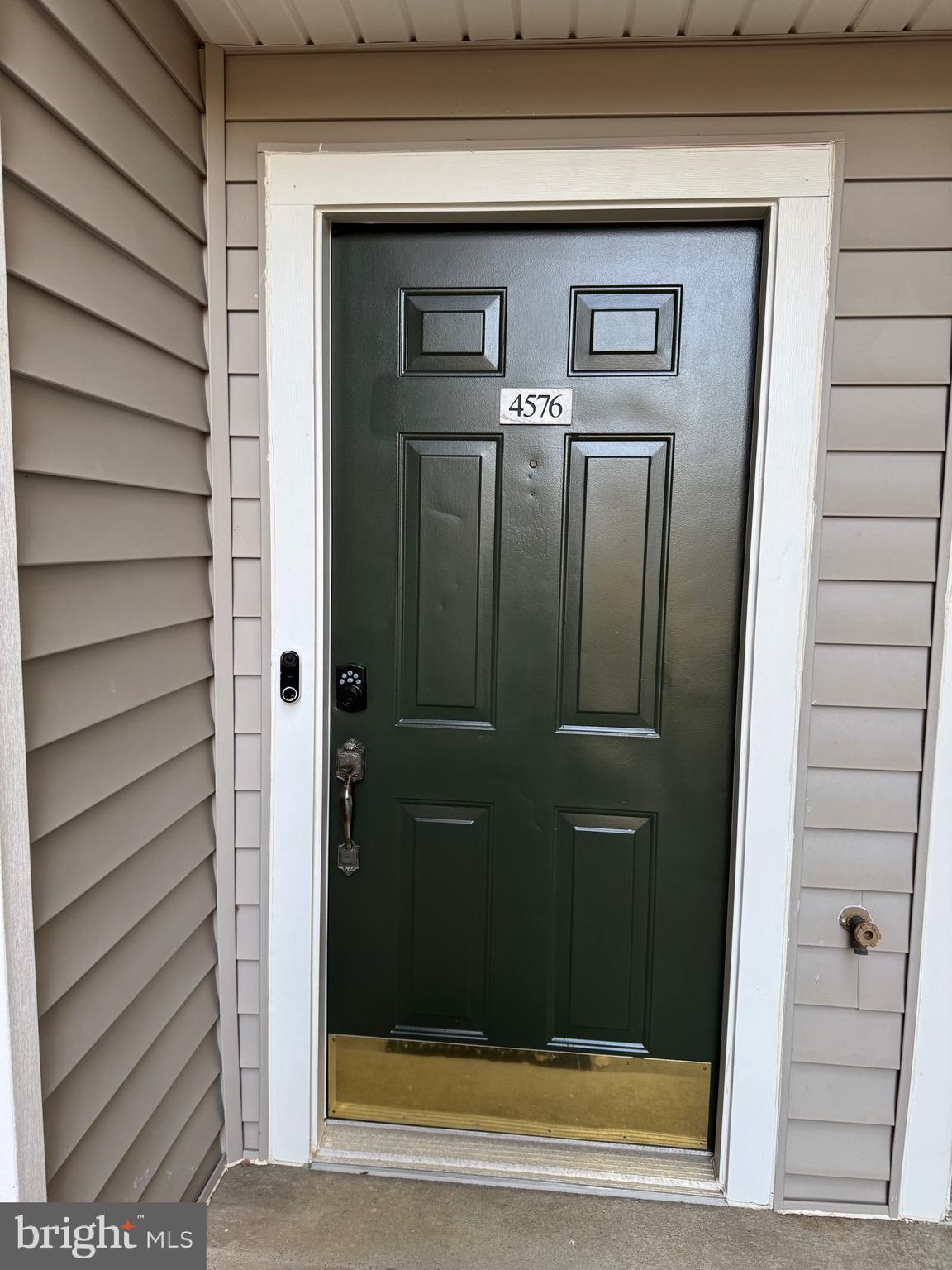 GATES OF FAIR LAKES - Residential