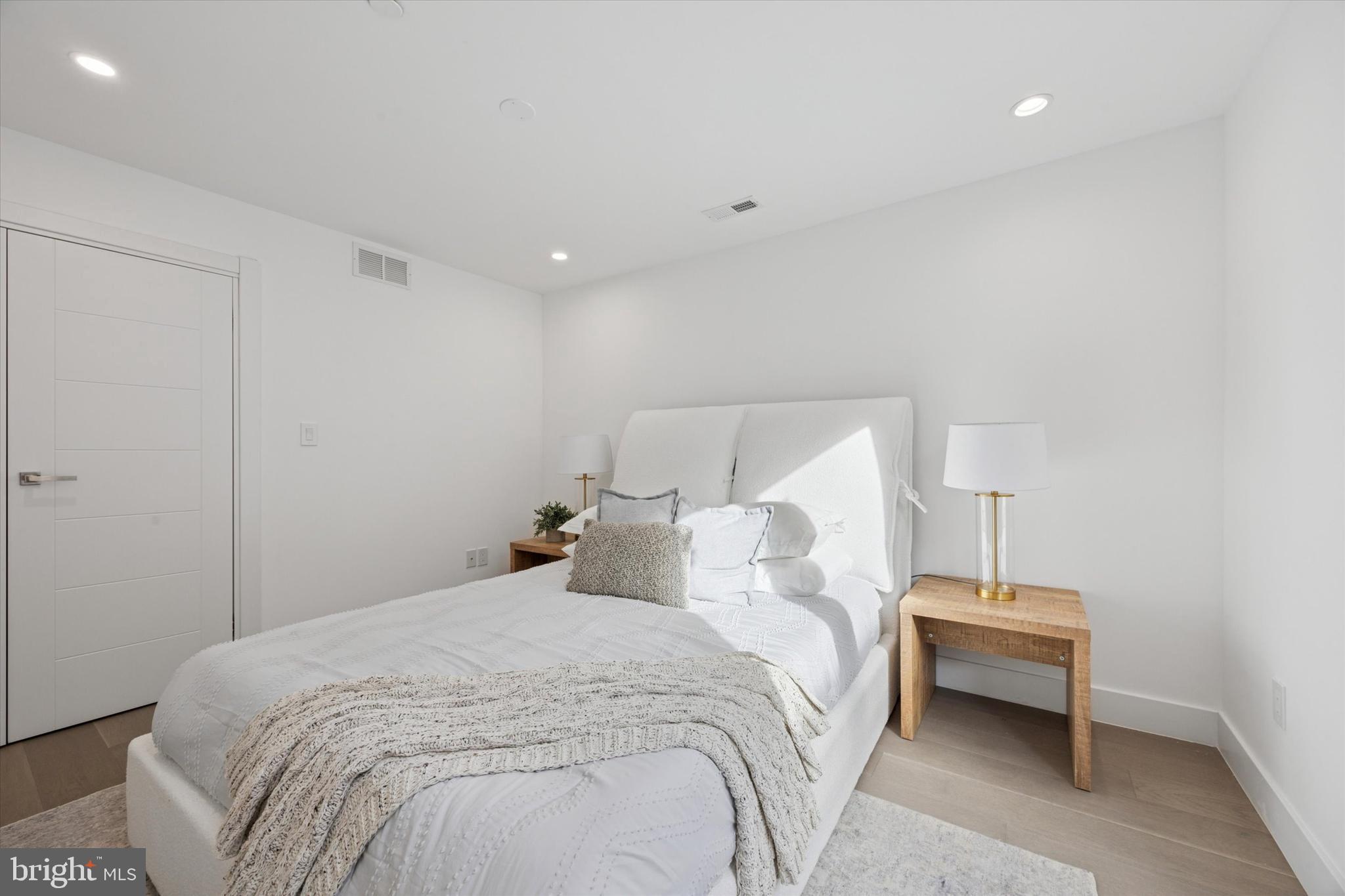 PACKER PARK - Residential