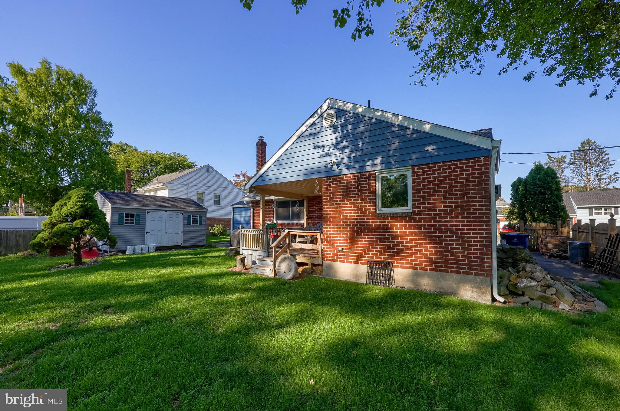 105 RADCLIFFE